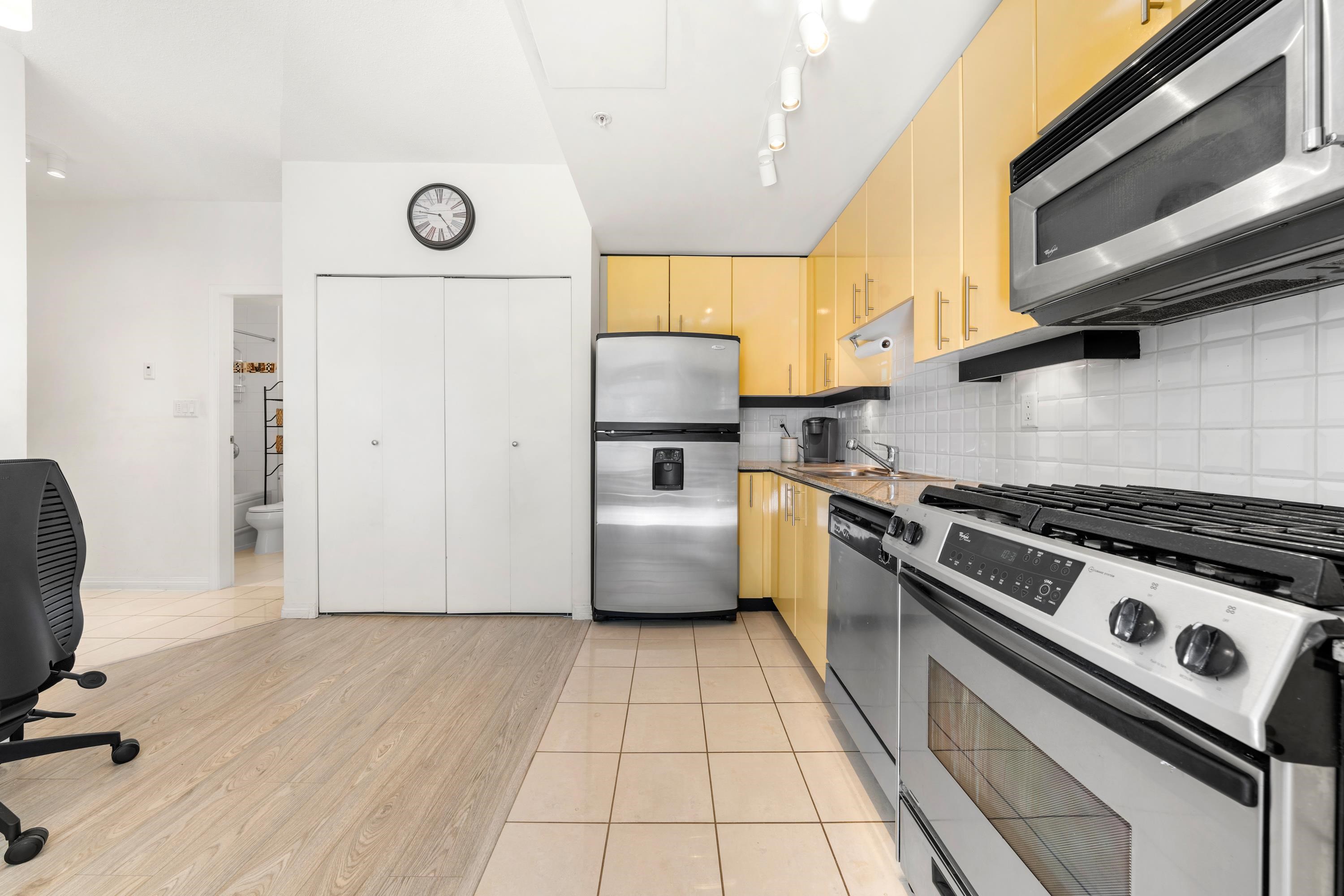 Listing image of 704 168 E ESPLANADE AVENUE