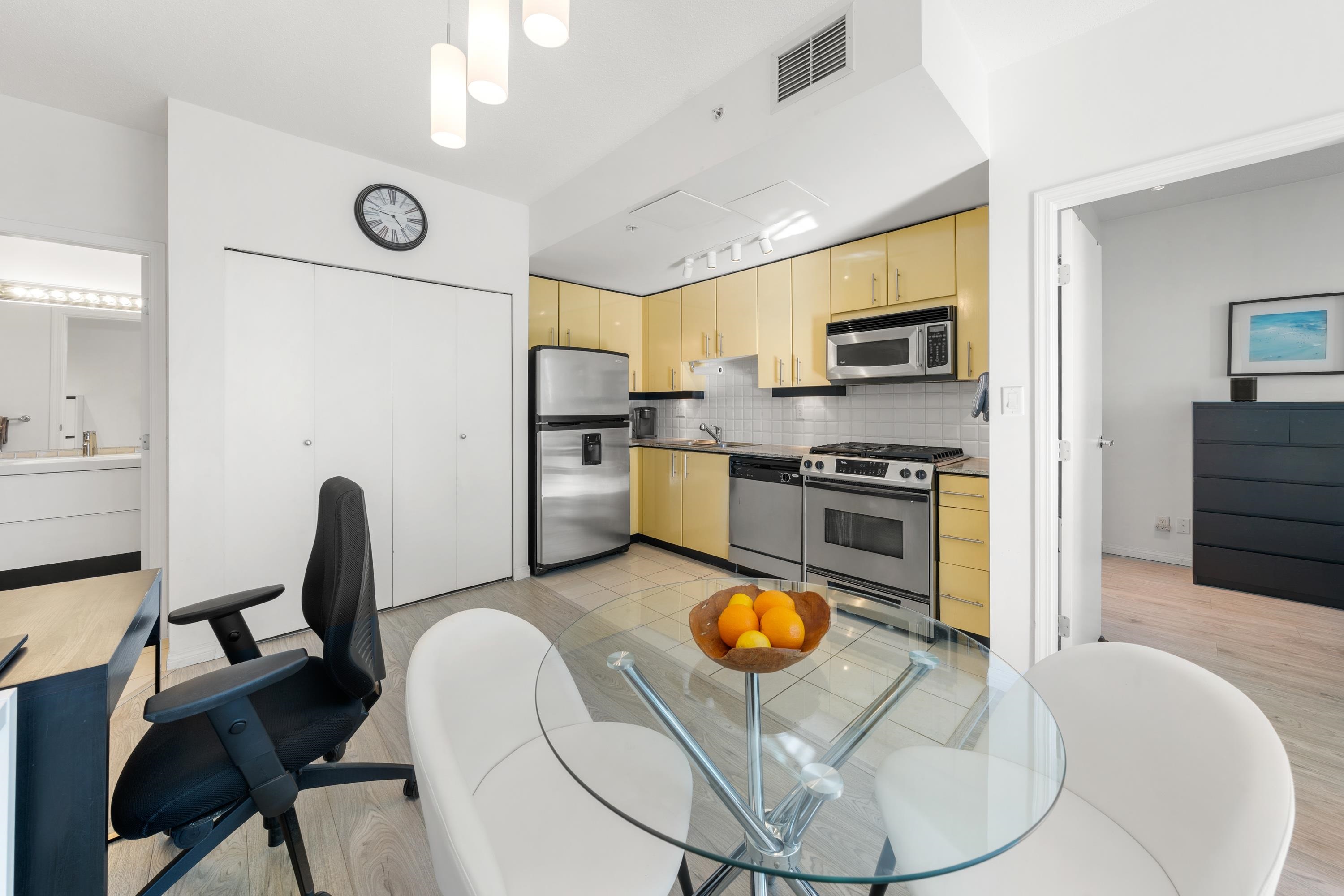 Listing image of 704 168 E ESPLANADE AVENUE