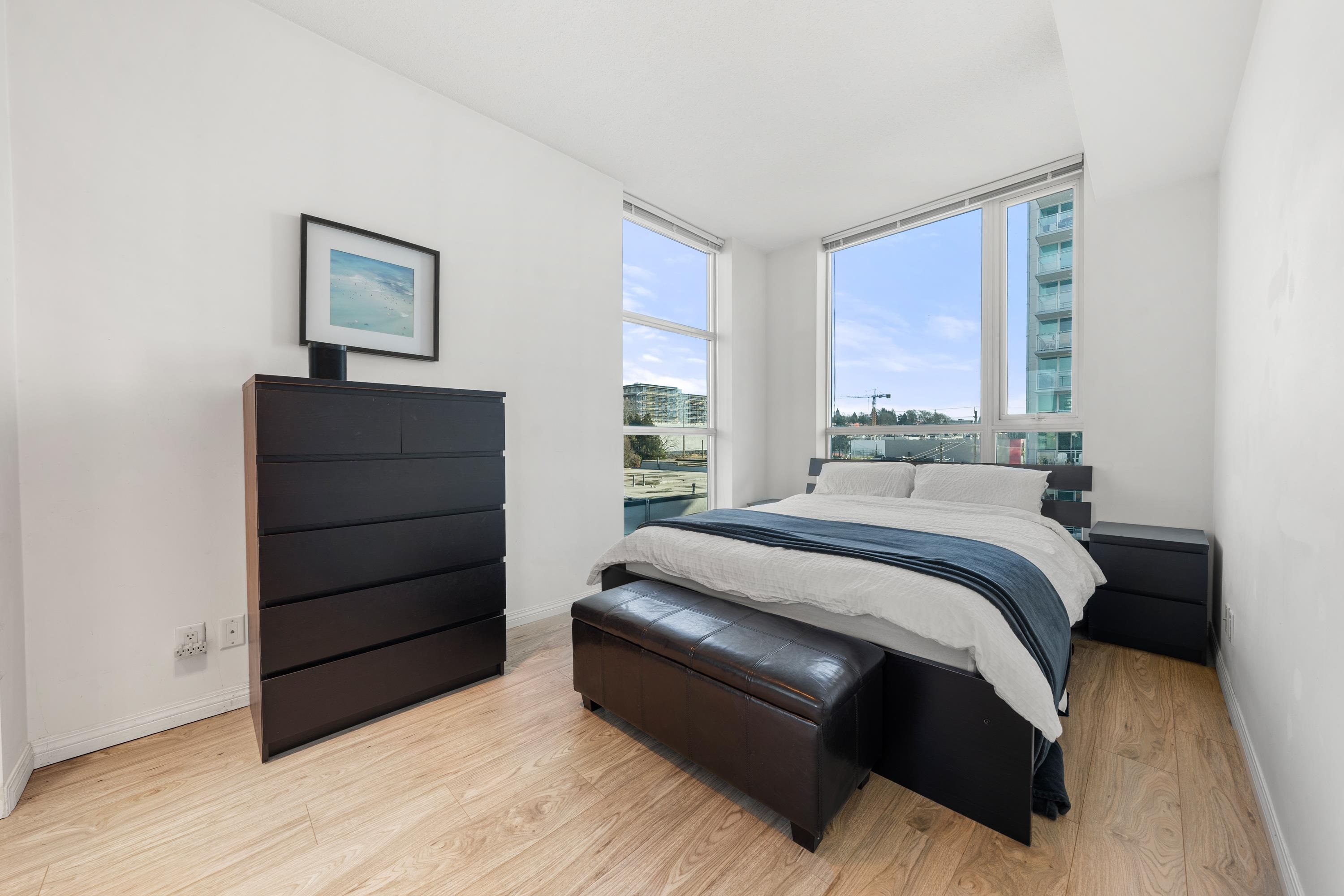 Listing image of 704 168 E ESPLANADE AVENUE