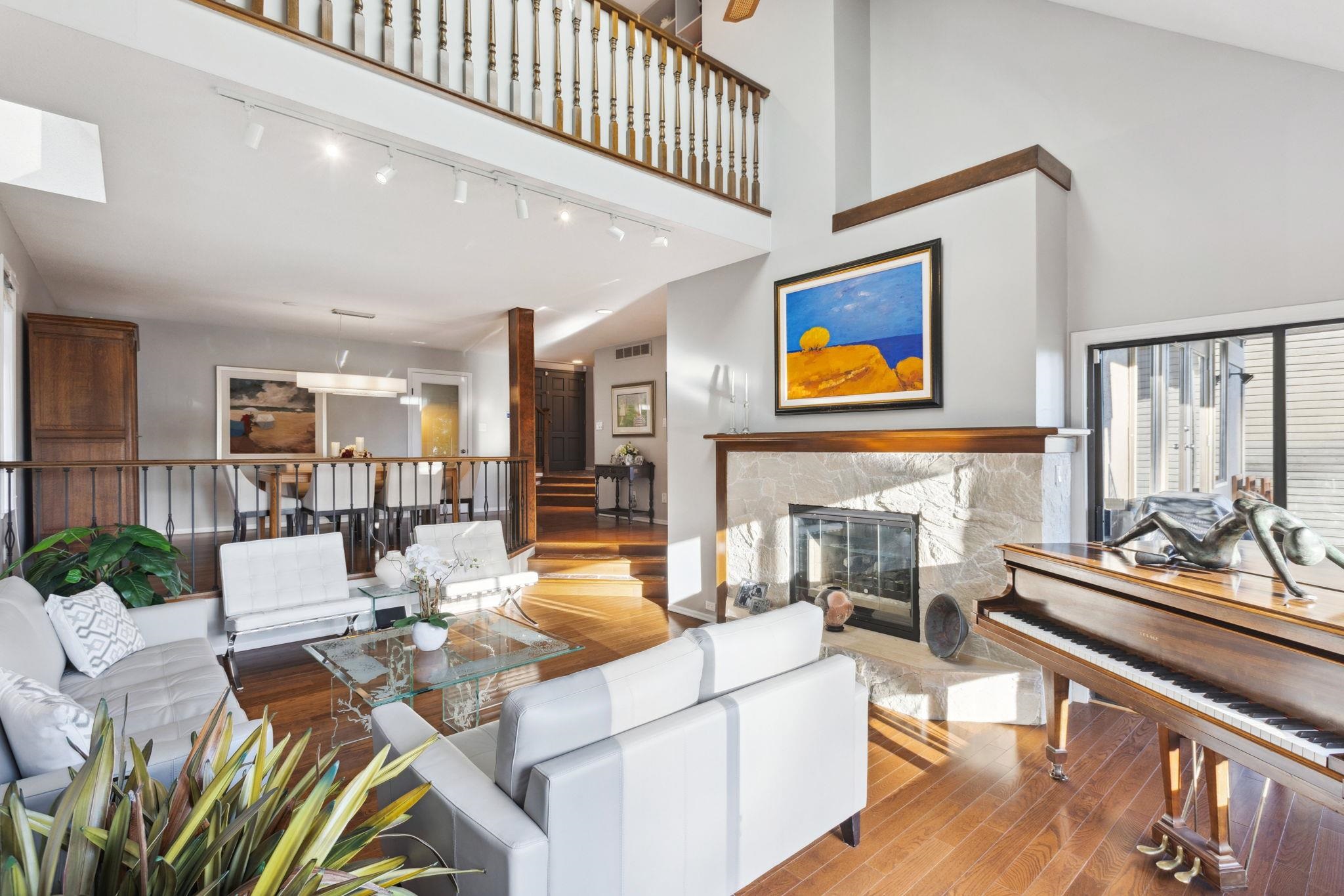 Listing image of 4221 ST. PAULS AVENUE