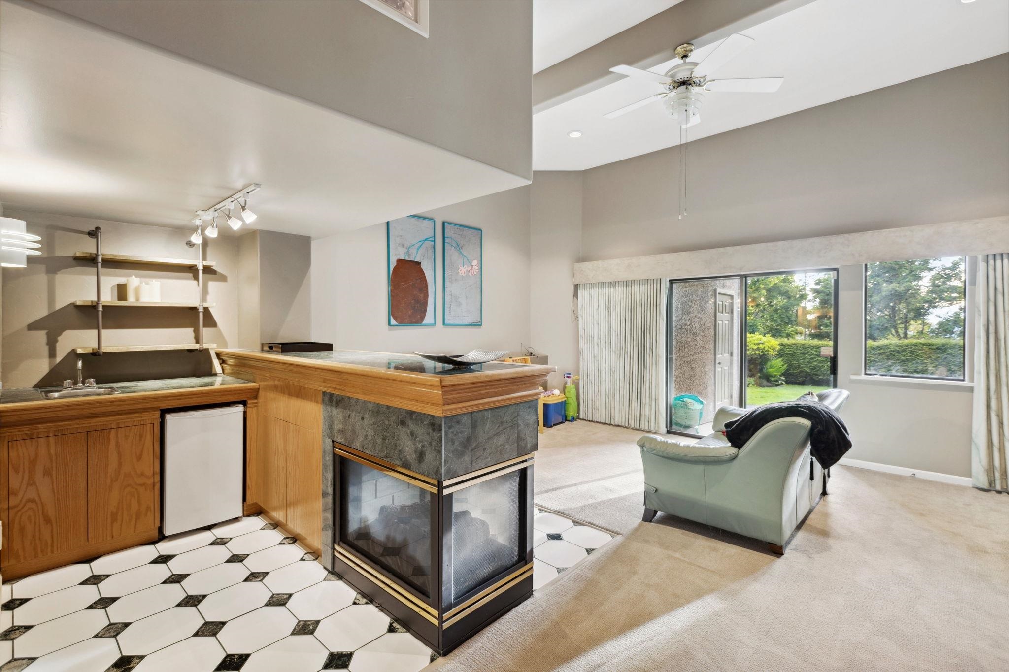 Listing image of 4221 ST. PAULS AVENUE
