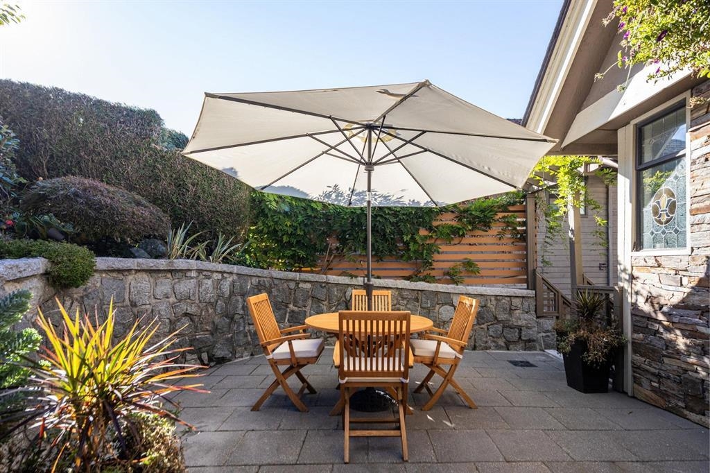 Listing image of 4221 ST. PAULS AVENUE