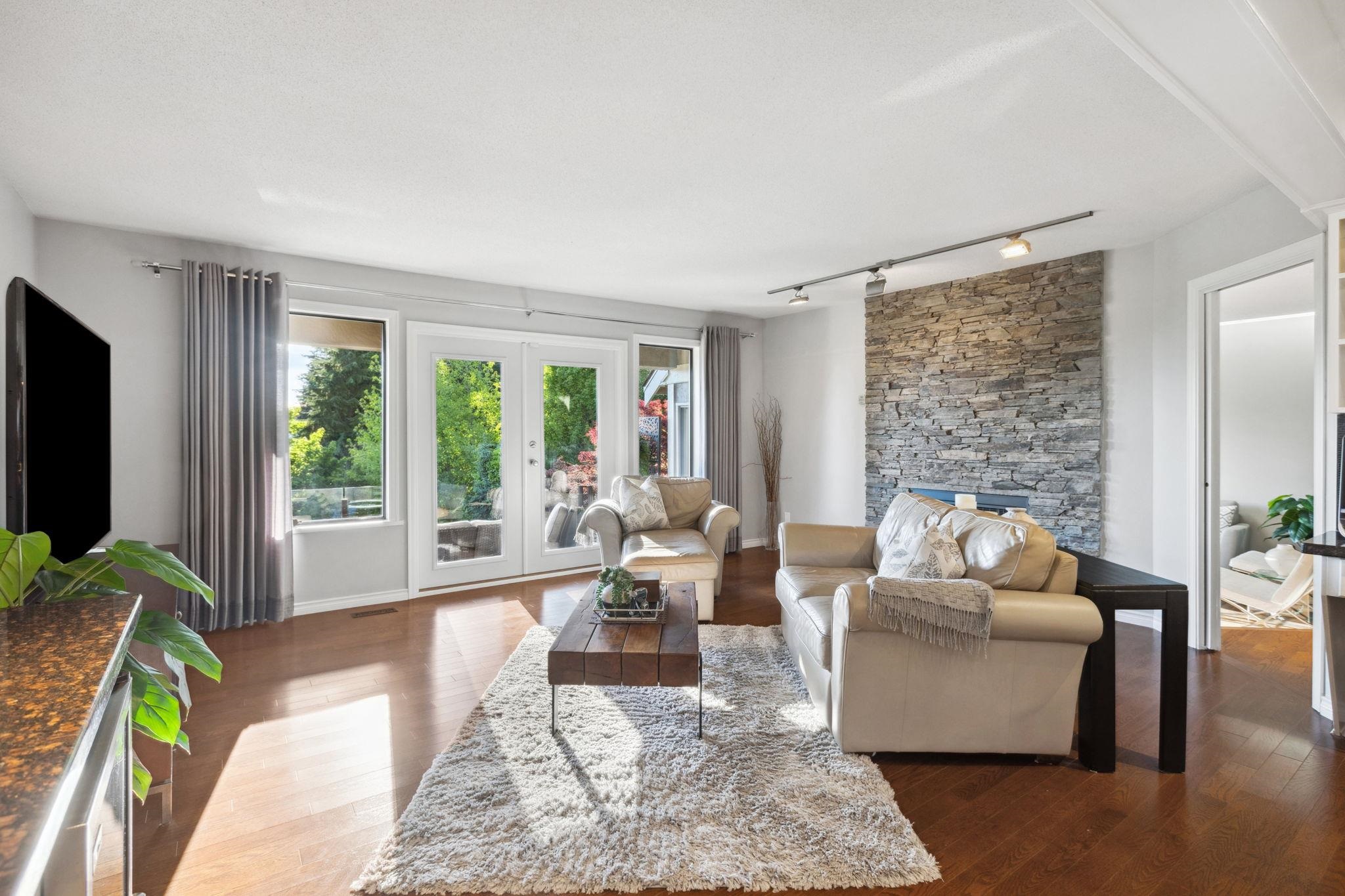 Listing image of 4221 ST. PAULS AVENUE