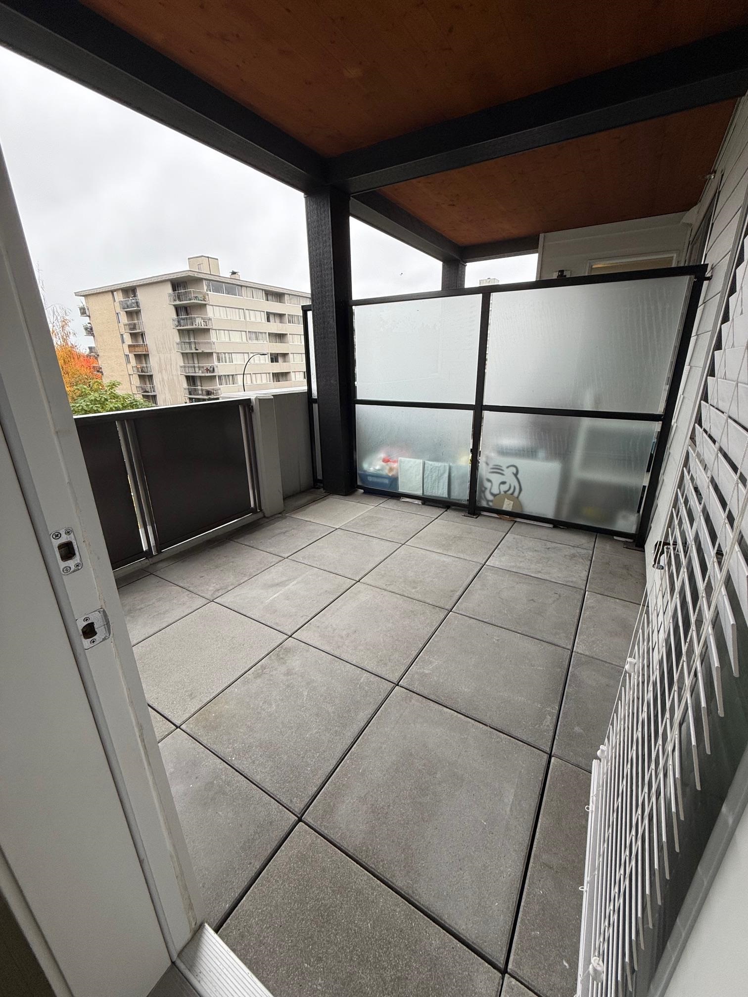 Listing image of 202 108 E 8TH STREET