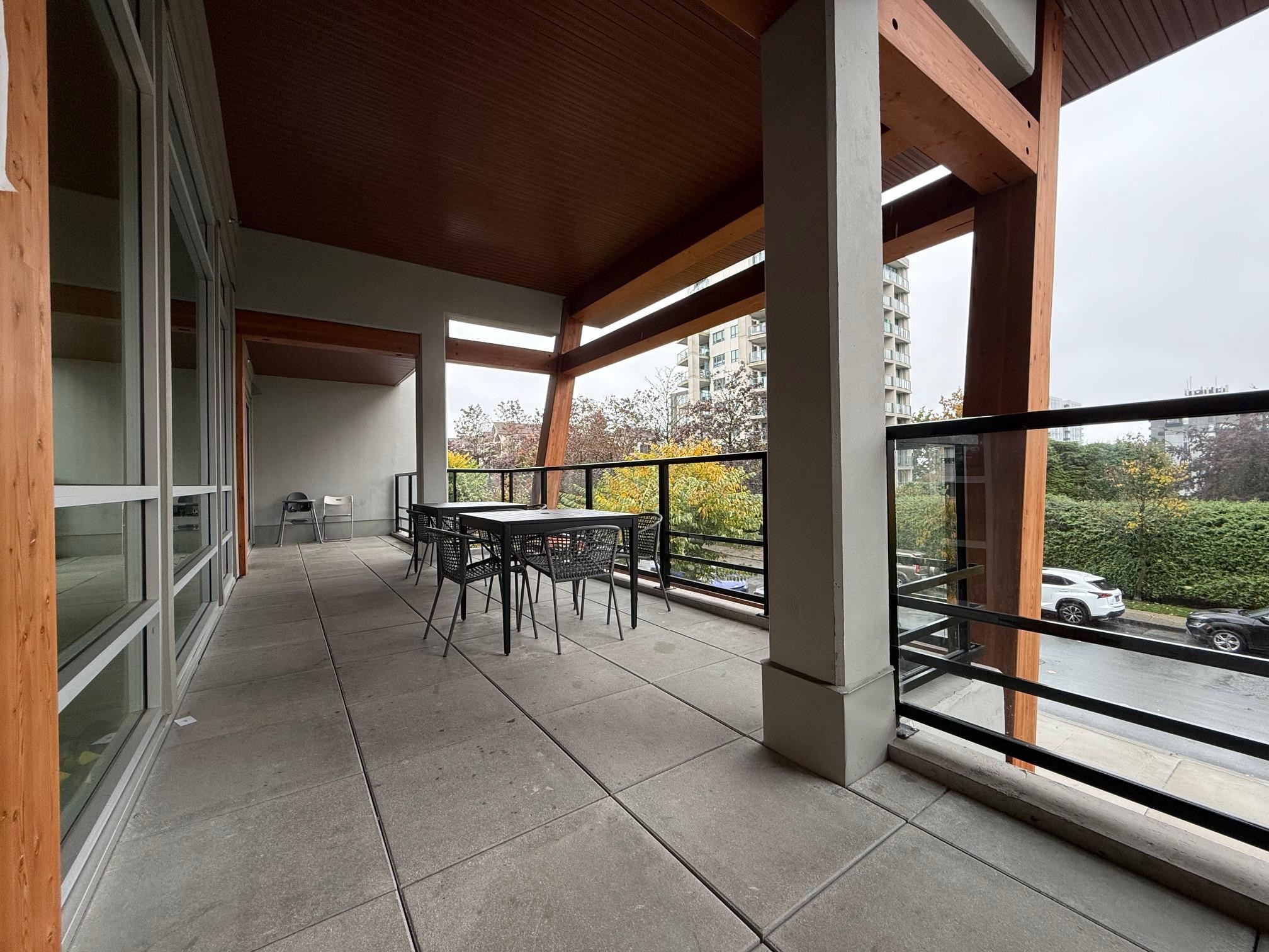 Listing image of 202 108 E 8TH STREET