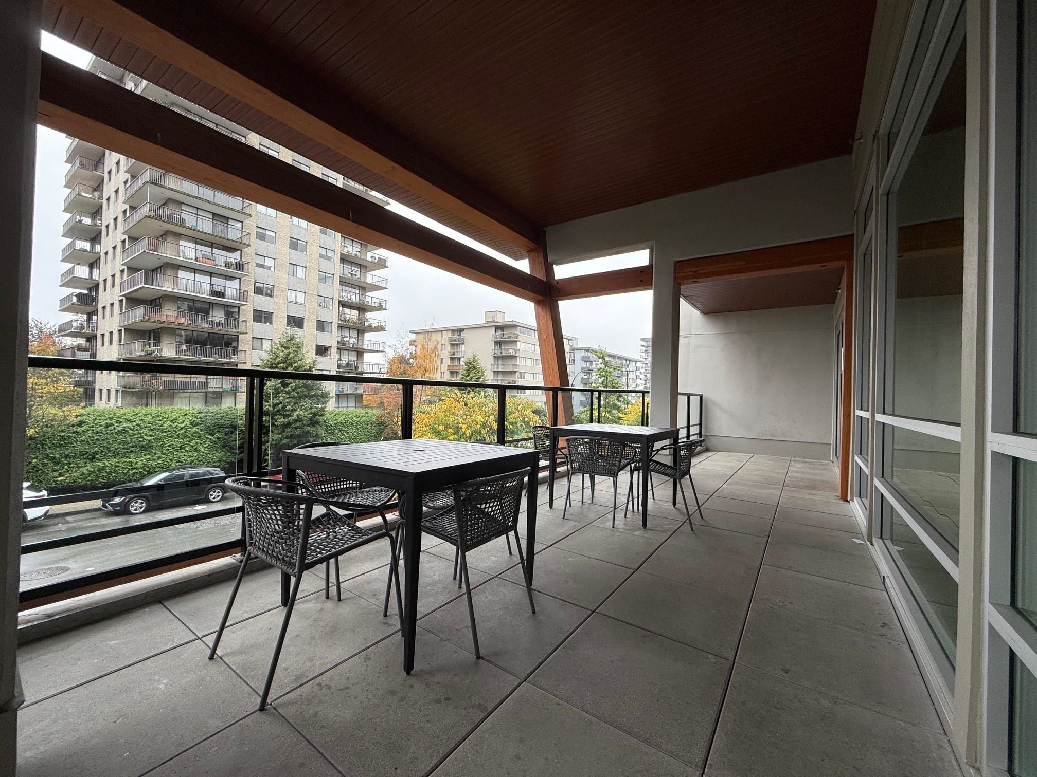 Listing image of 202 108 E 8TH STREET