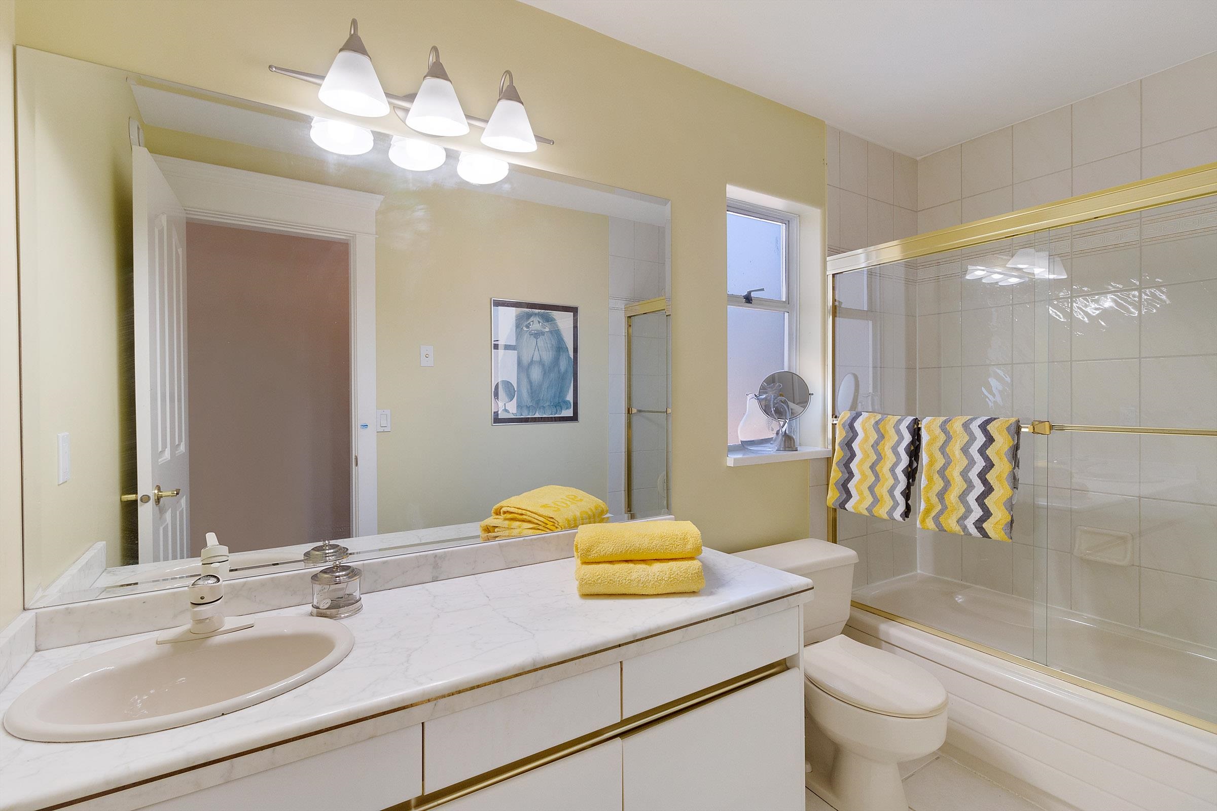 Listing image of 2541 MARINE DRIVE