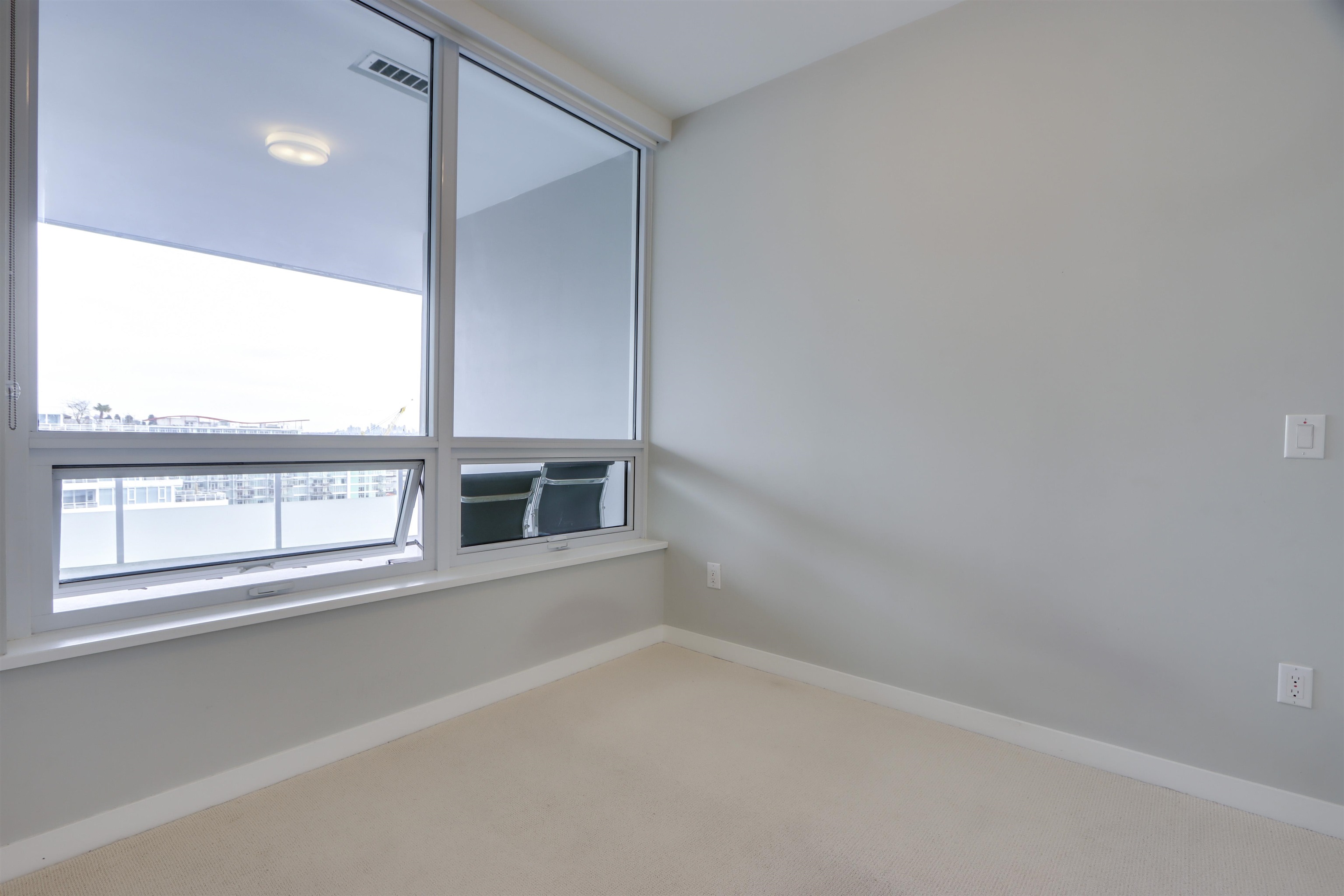 Listing image of 1208 118 CARRIE CATES COURT