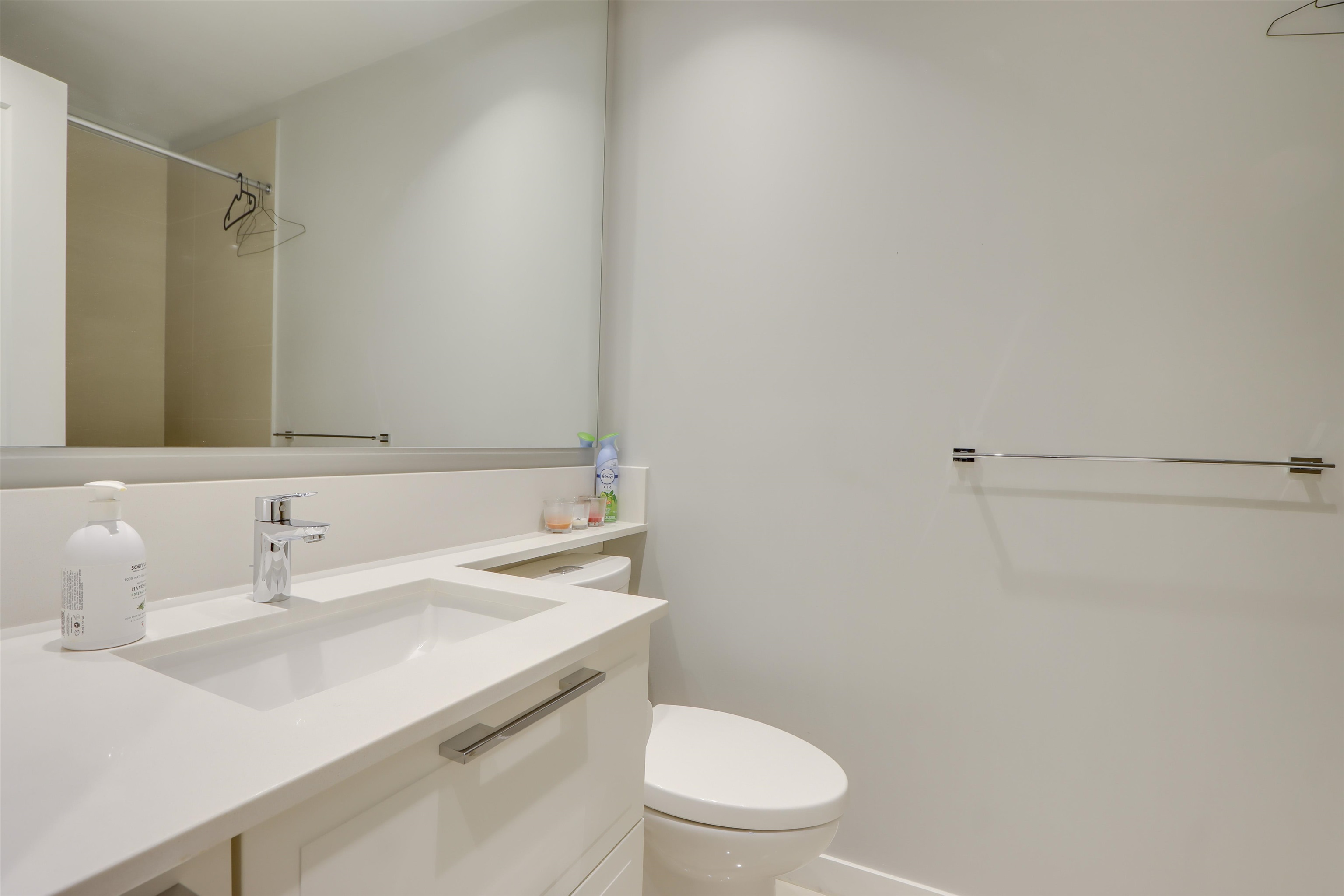 Listing image of 1208 118 CARRIE CATES COURT