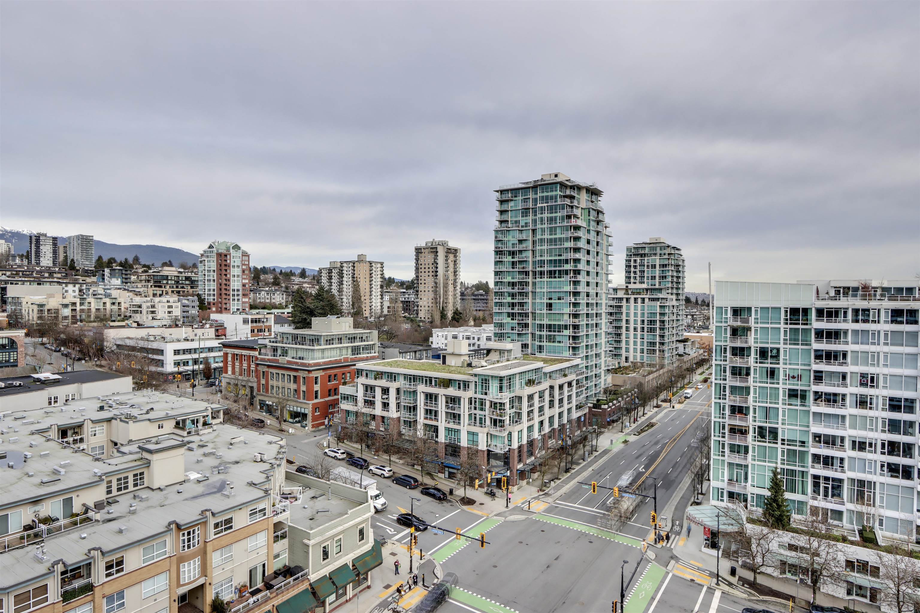 Listing image of 1208 118 CARRIE CATES COURT