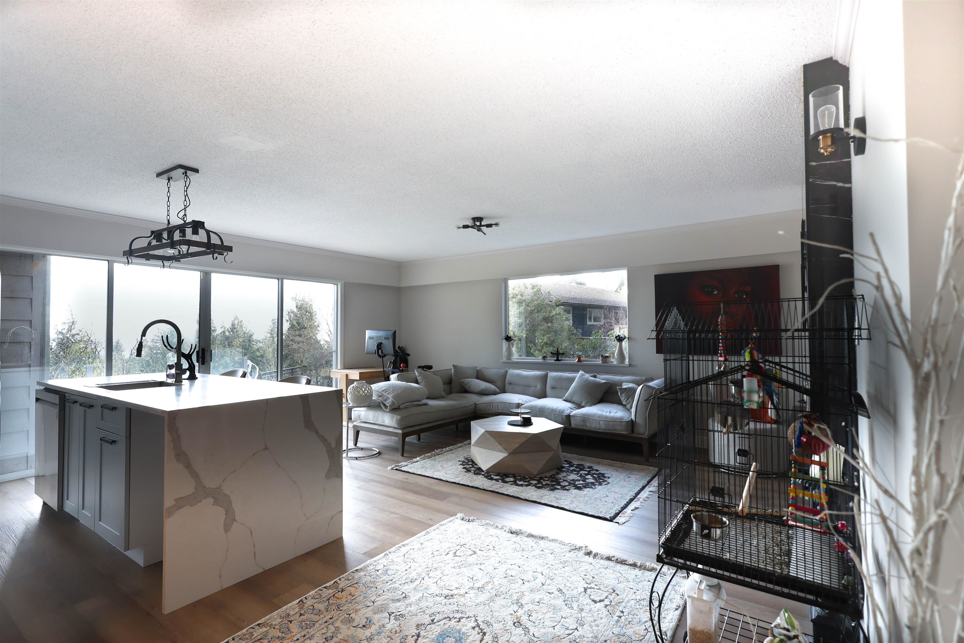 Listing image of 578 ST. ANDREWS PLACE