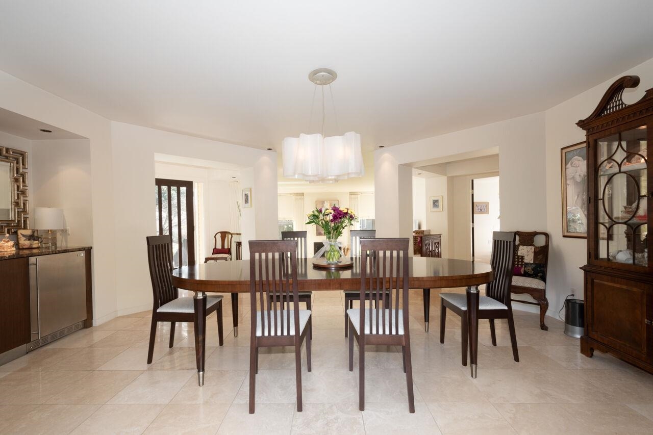 Listing image of 6955 ODLUM COURT