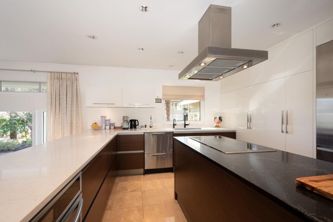 Listing image of 6955 ODLUM COURT