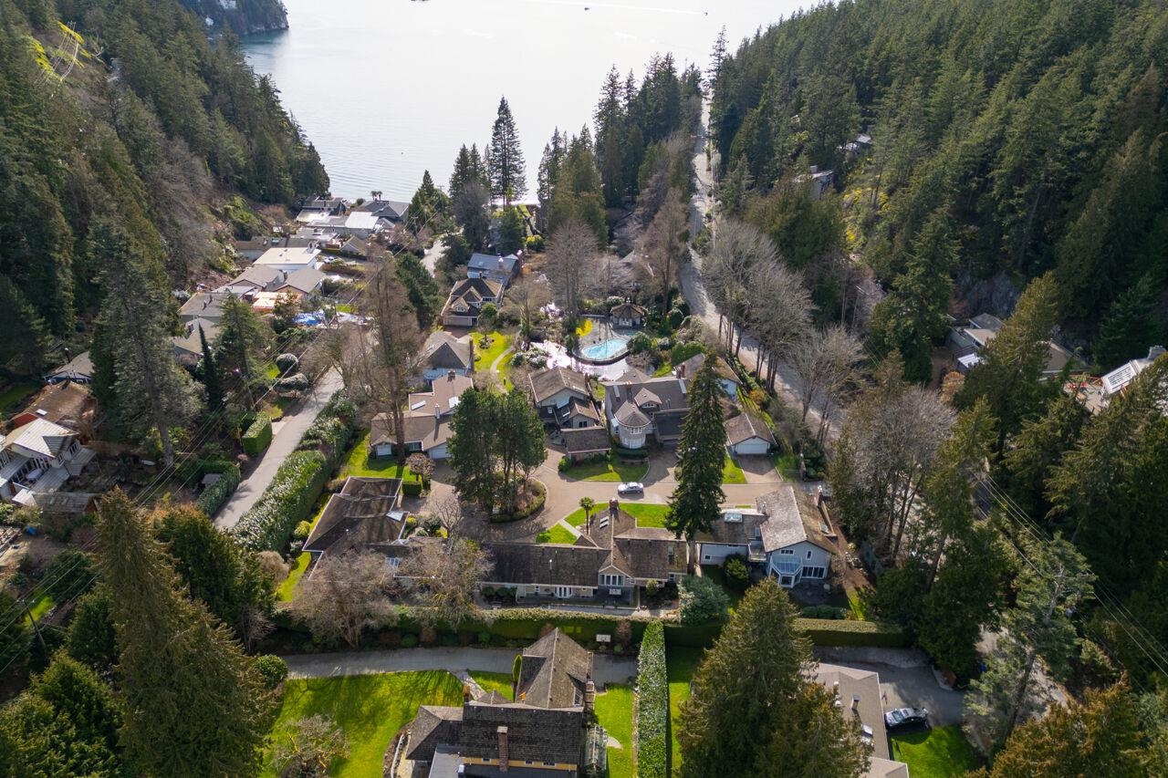 Listing image of 6955 ODLUM COURT