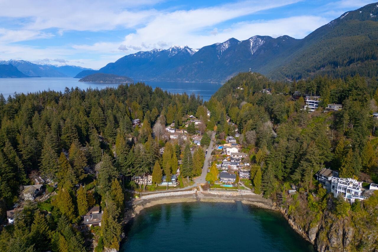 Listing image of 6955 ODLUM COURT