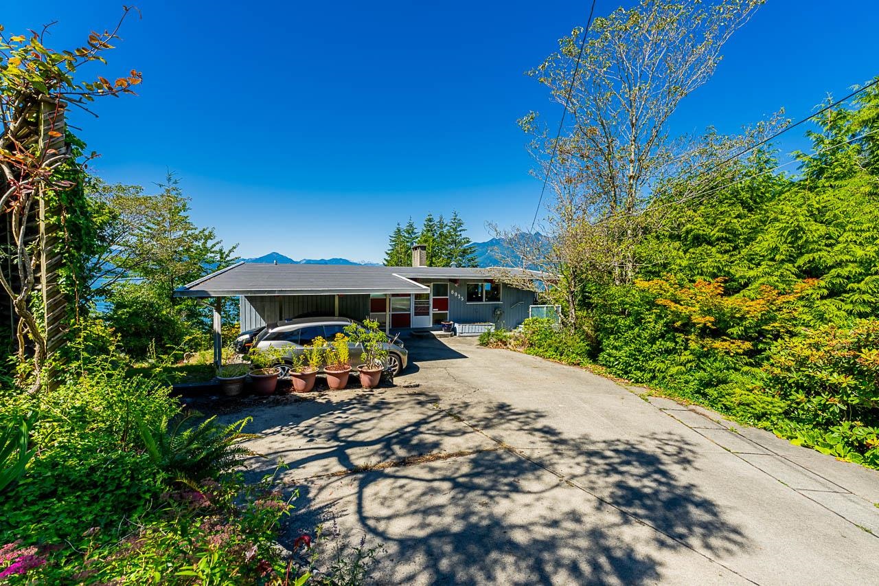 Listing image of 6935 HYCROFT ROAD