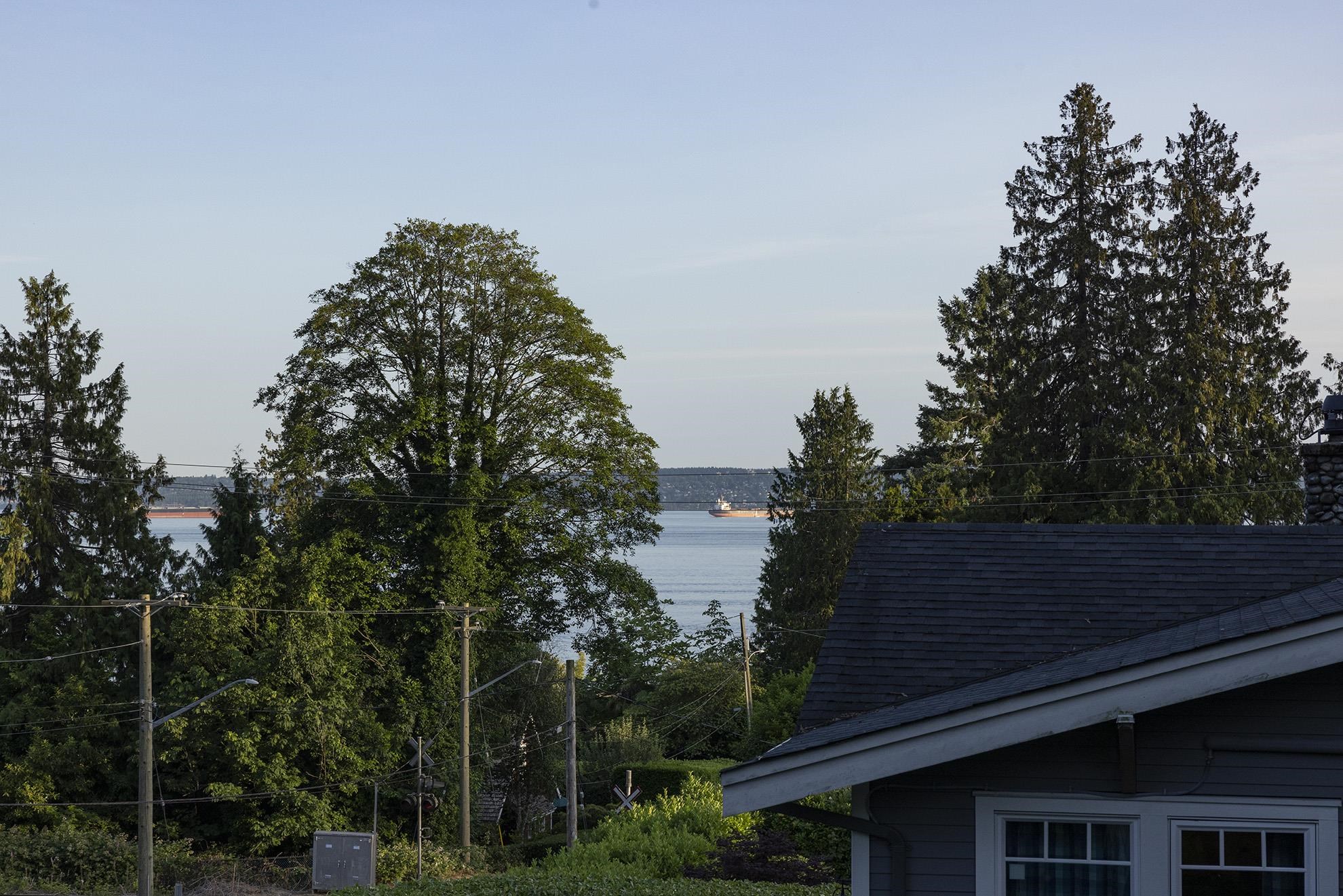 Listing image of 281 29TH STREET