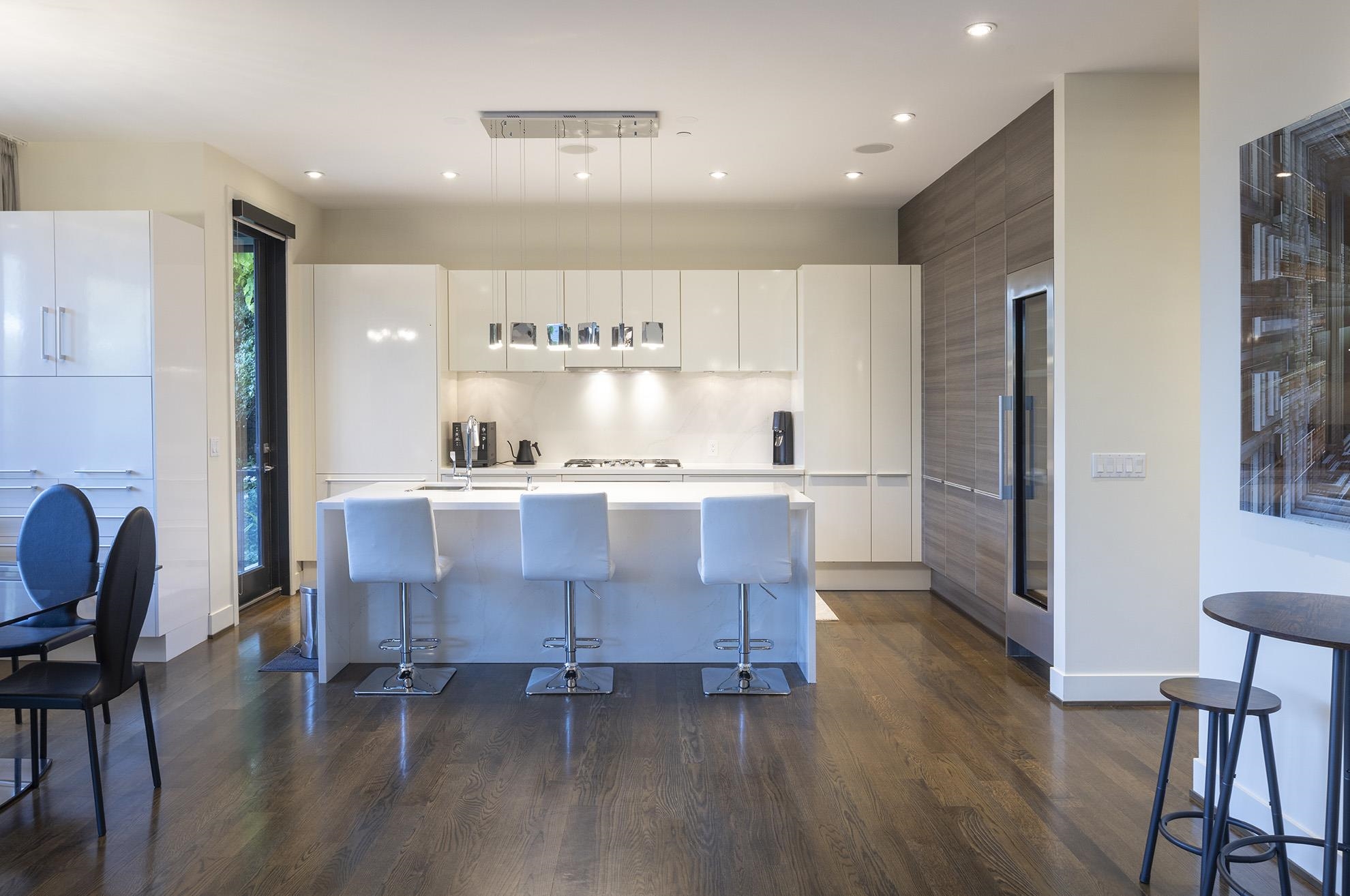 Listing image of 281 29TH STREET