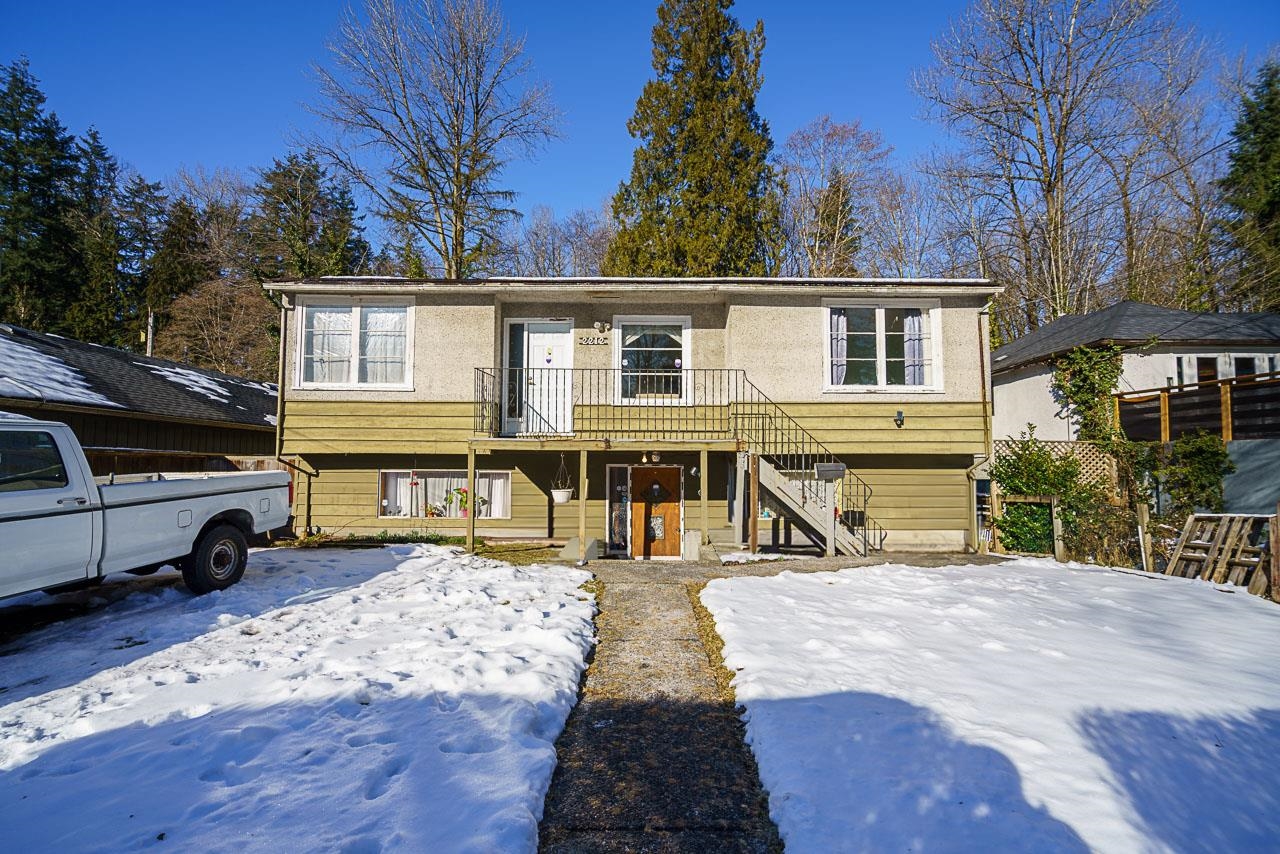 Listing image of 2212 OLD DOLLARTON ROAD