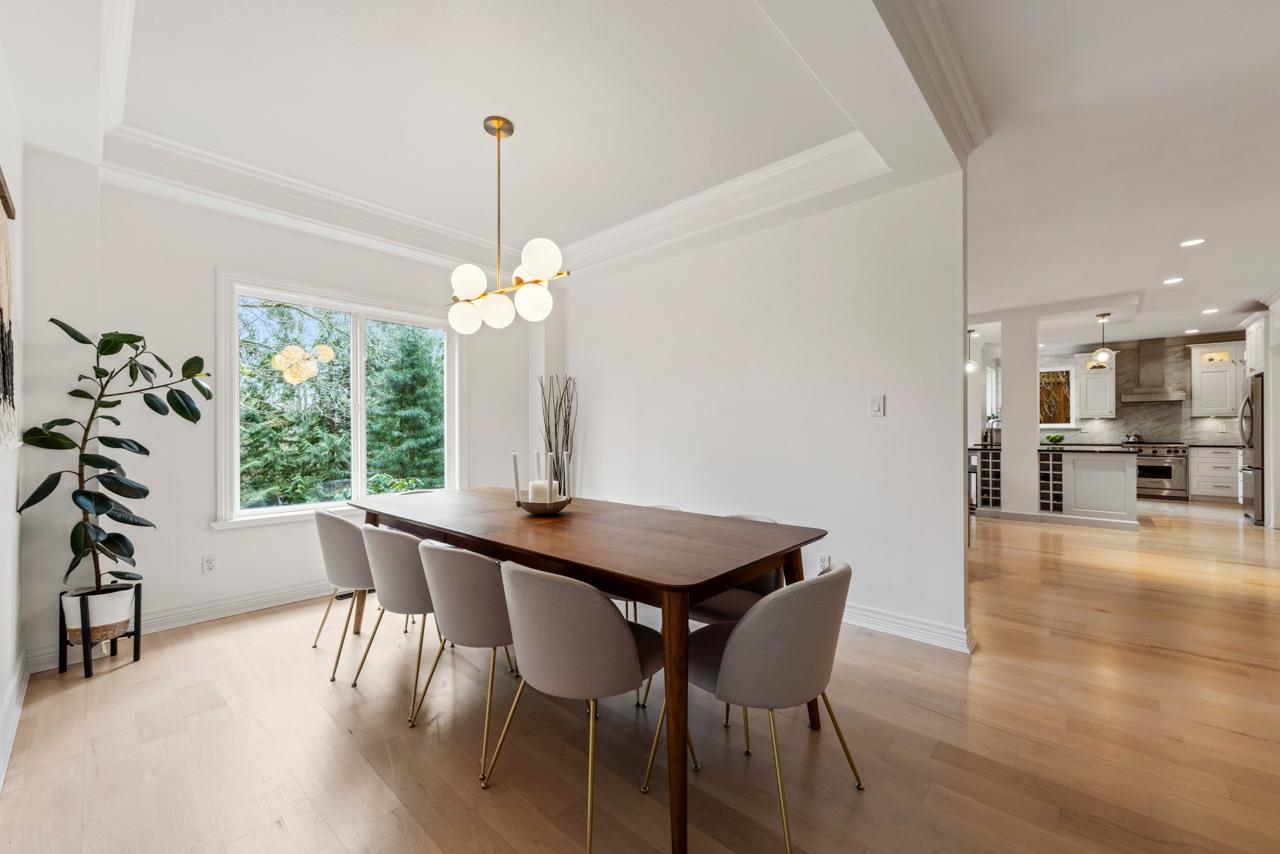 Listing image of 1075 WELLINGTON DRIVE