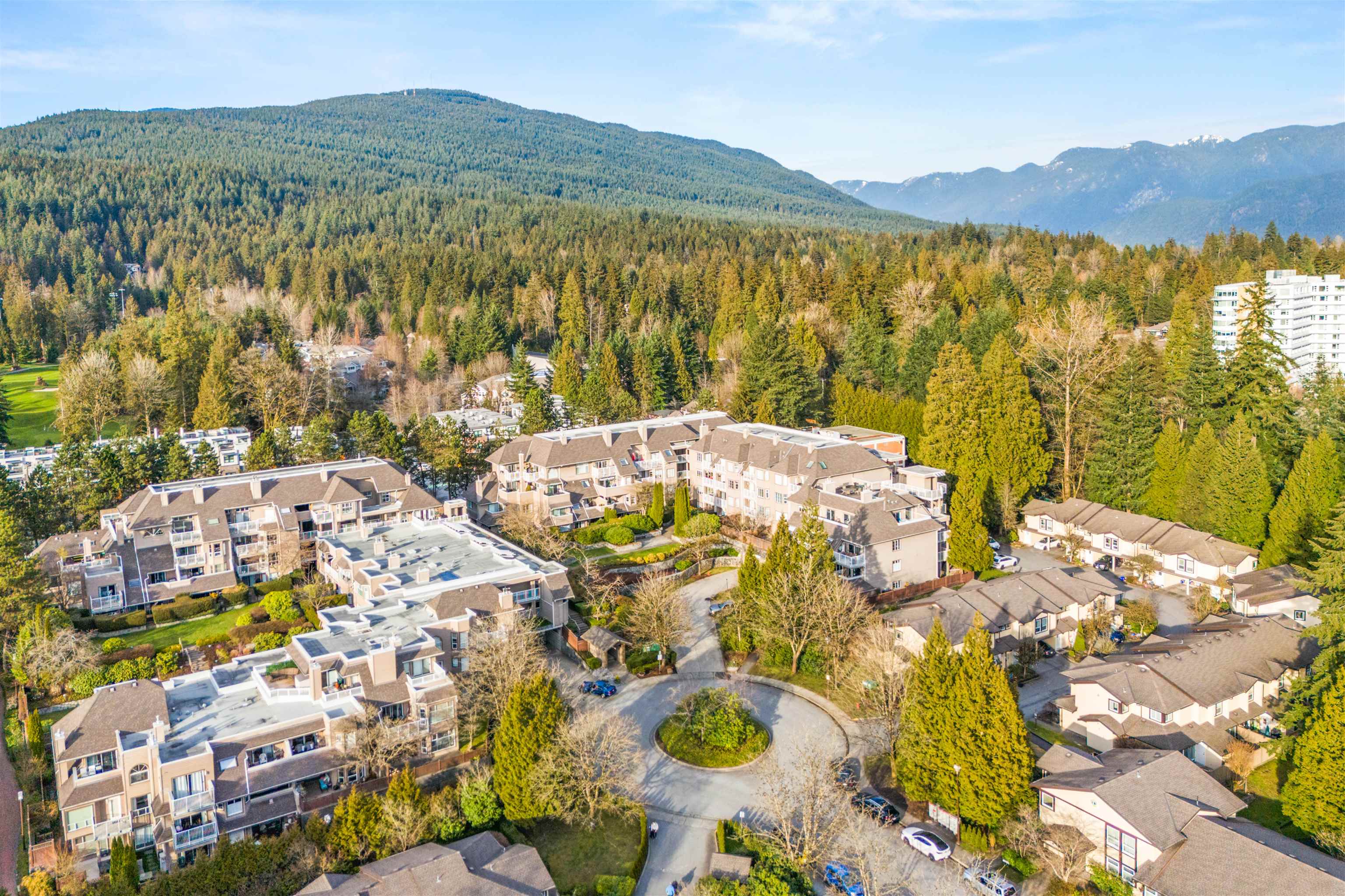 Listing image of 305 1050 BOWRON COURT
