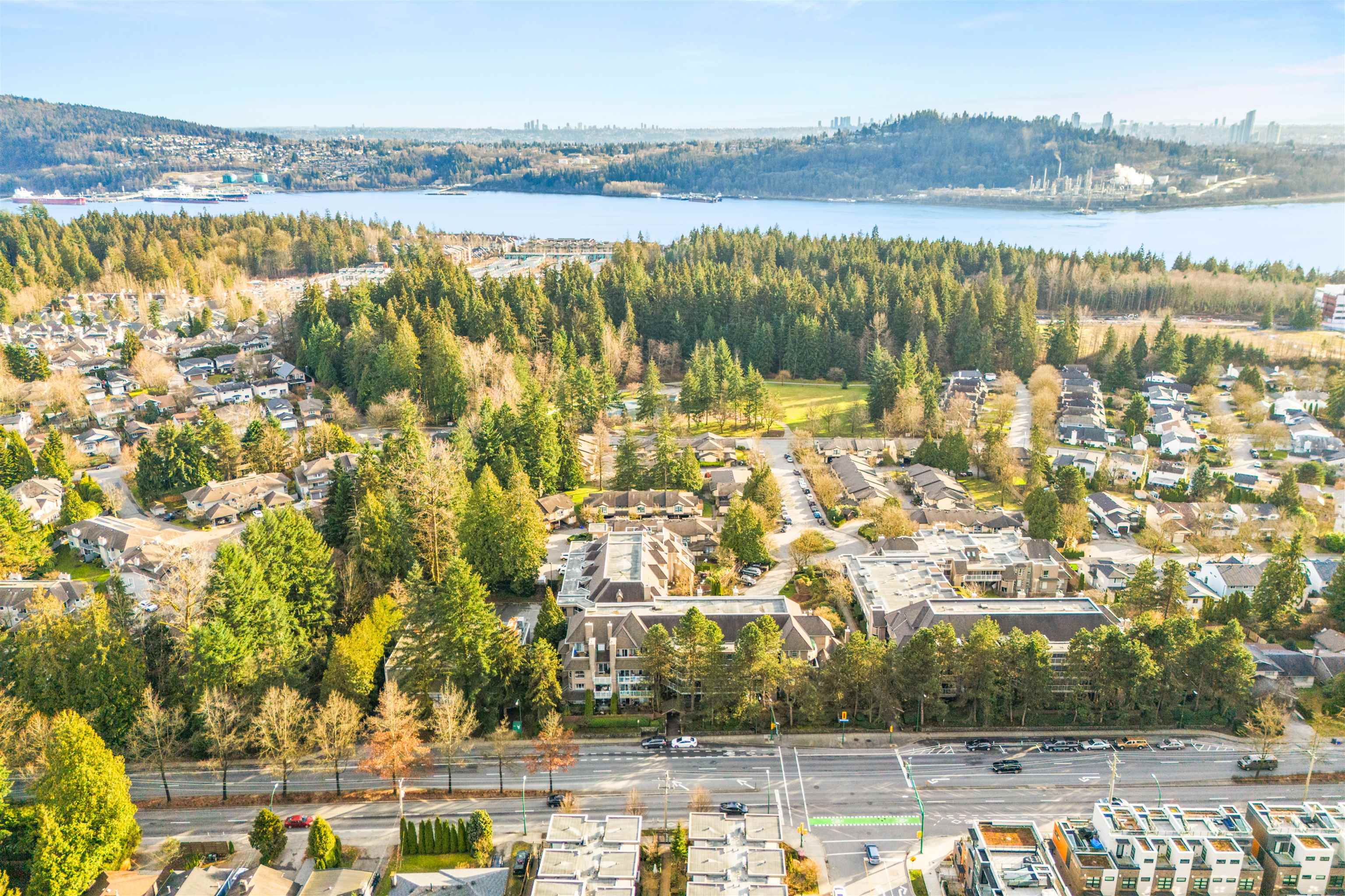 Listing image of 305 1050 BOWRON COURT