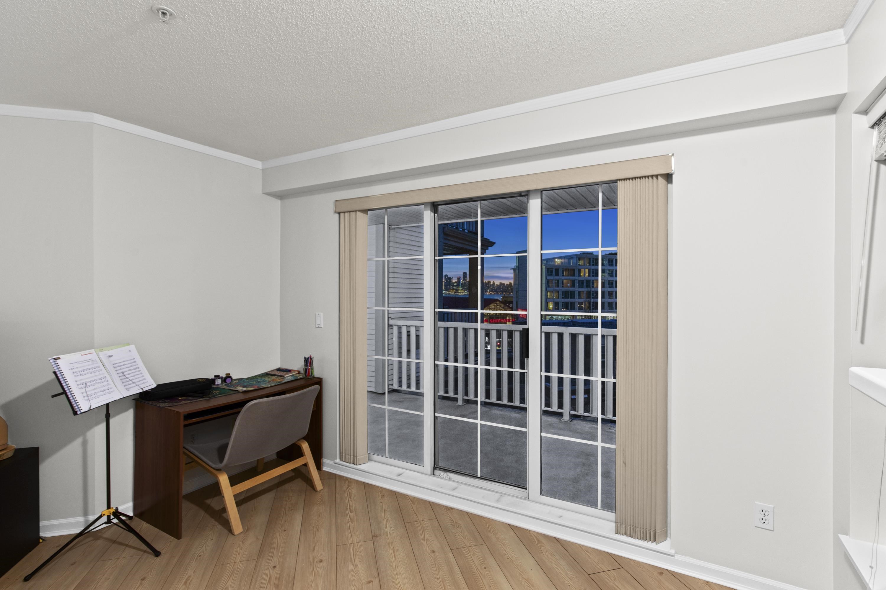 Listing image of 317 147 E 1ST STREET