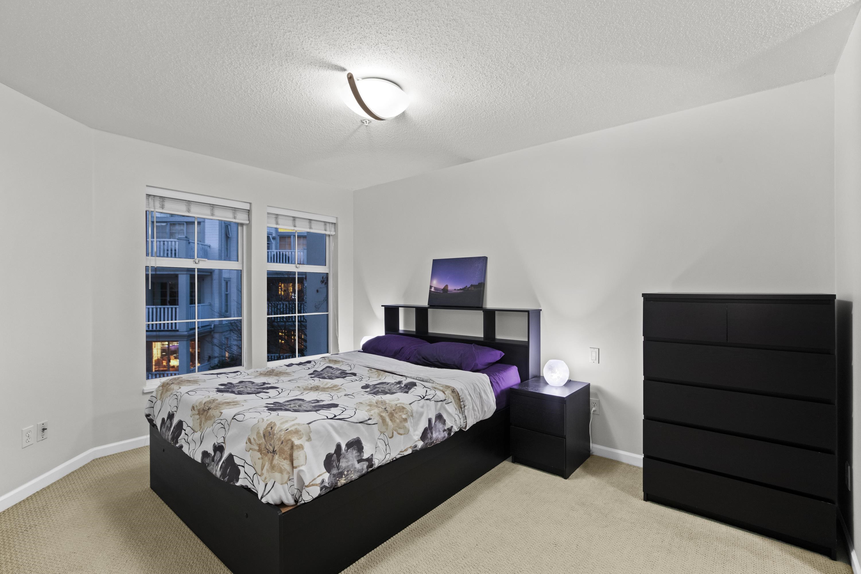 Listing image of 317 147 E 1ST STREET
