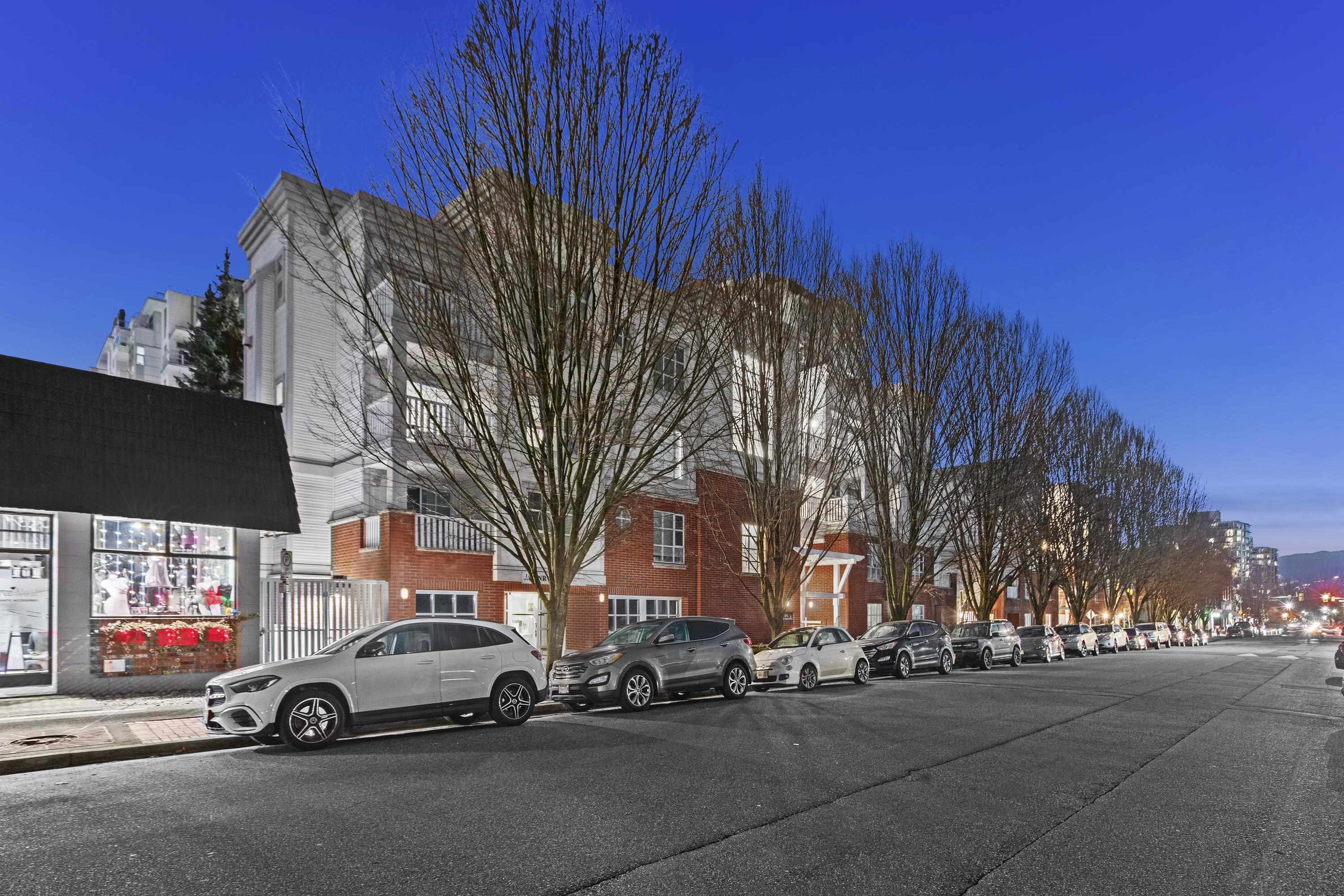 Listing image of 317 147 E 1ST STREET