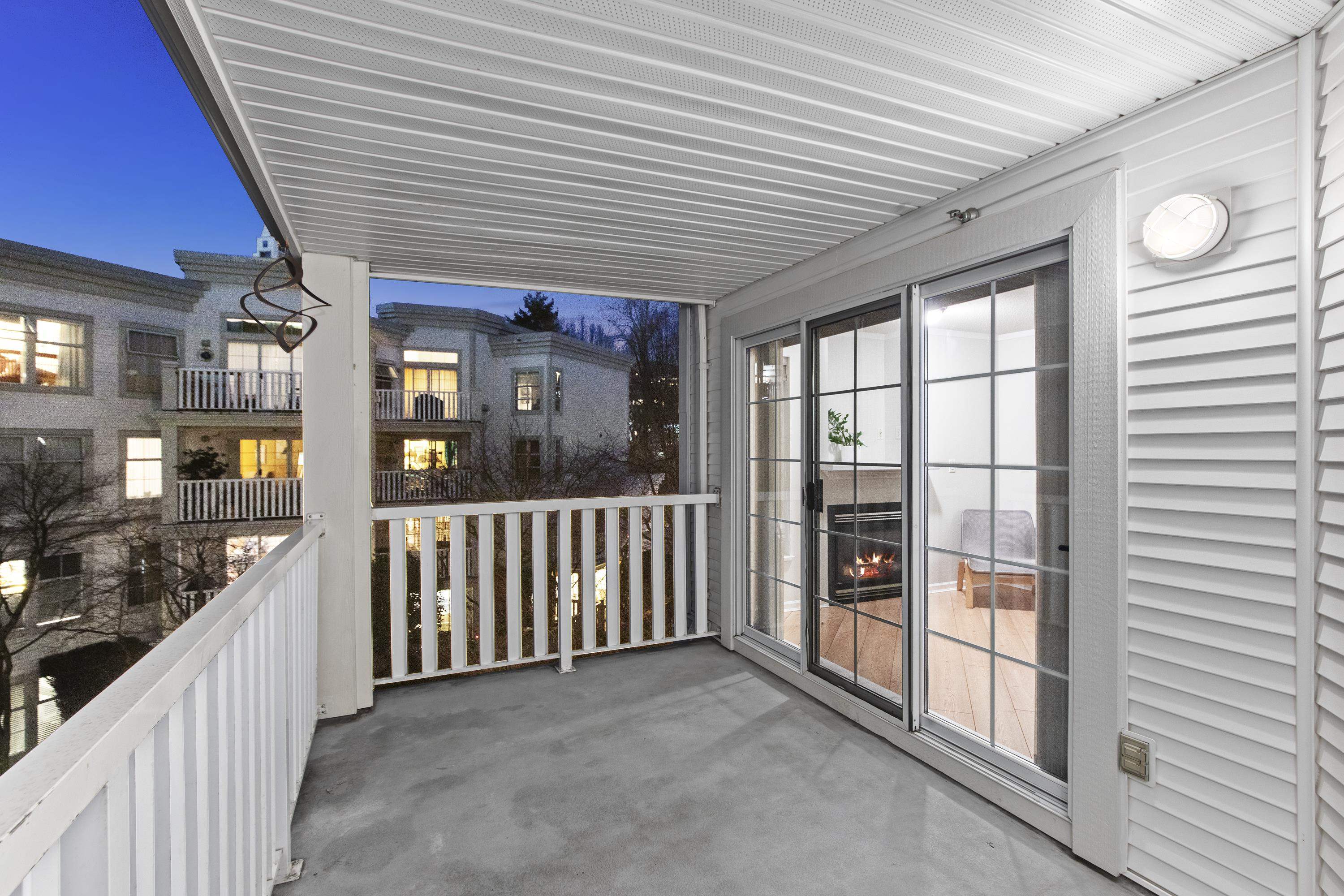 Listing image of 317 147 E 1ST STREET