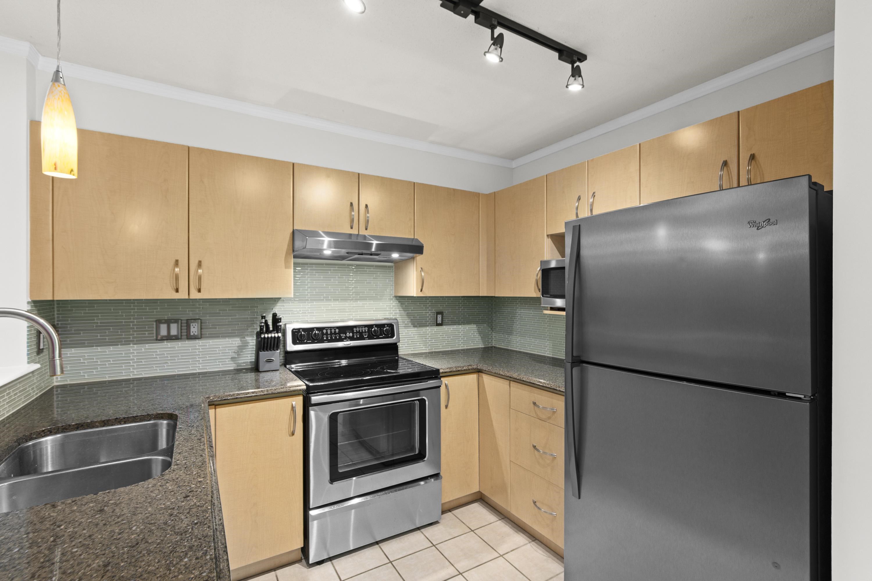 Listing image of 317 147 E 1ST STREET