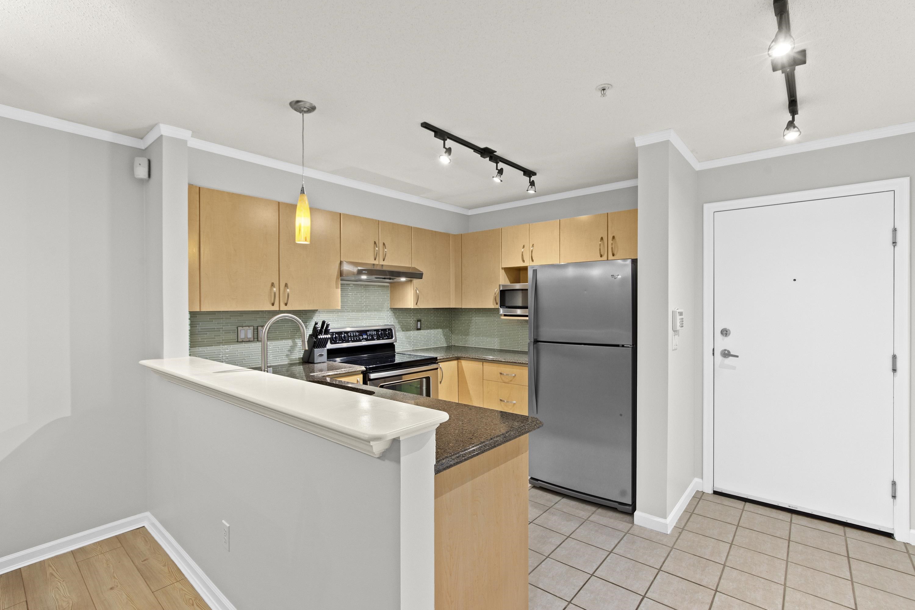 Listing image of 317 147 E 1ST STREET