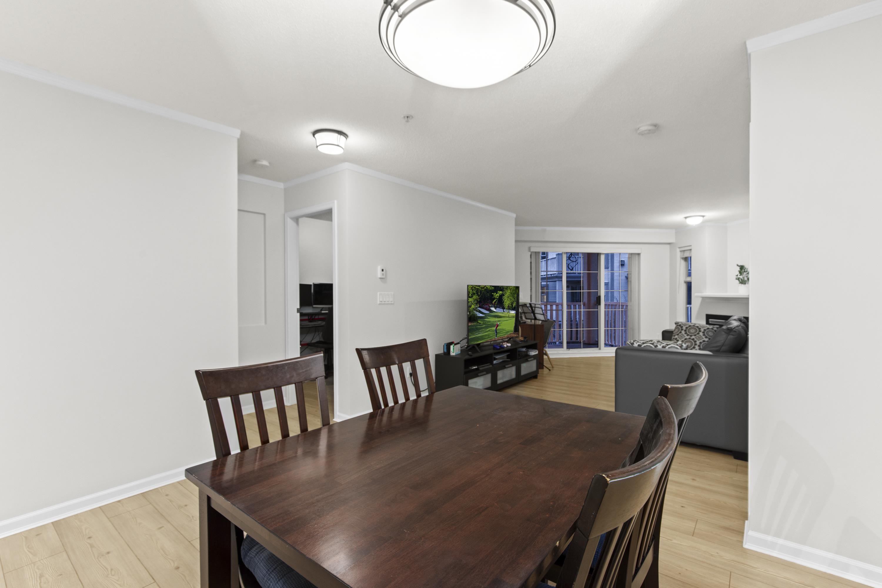 Listing image of 317 147 E 1ST STREET
