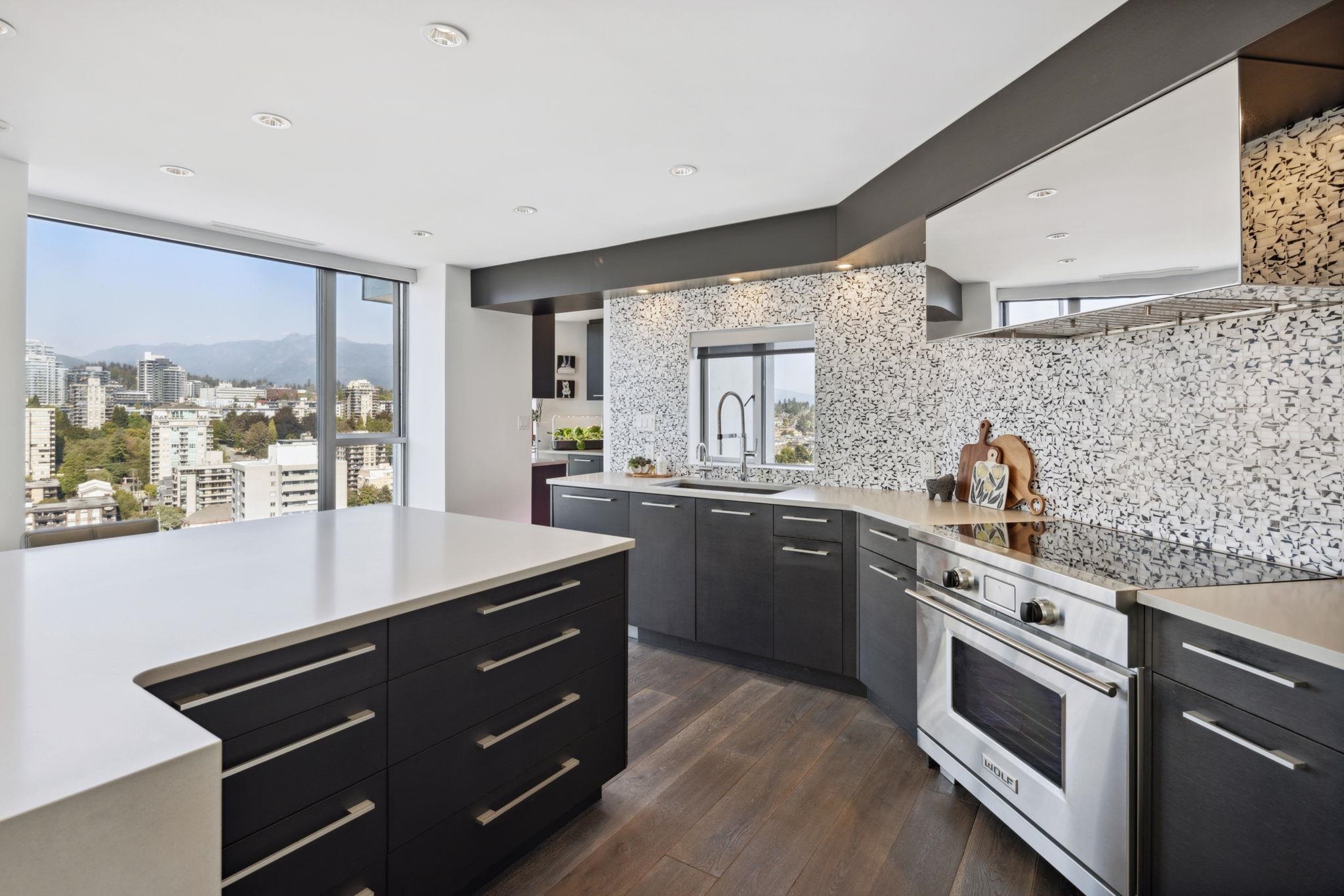Listing image of 2901 120 W 2 STREET