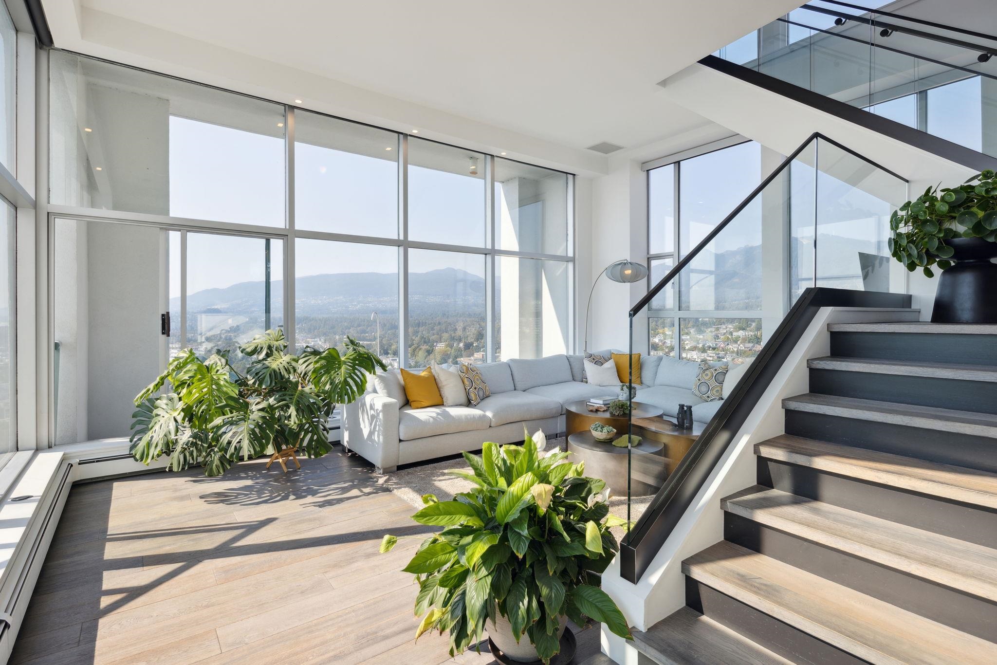 Listing image of 2901 120 W 2 STREET