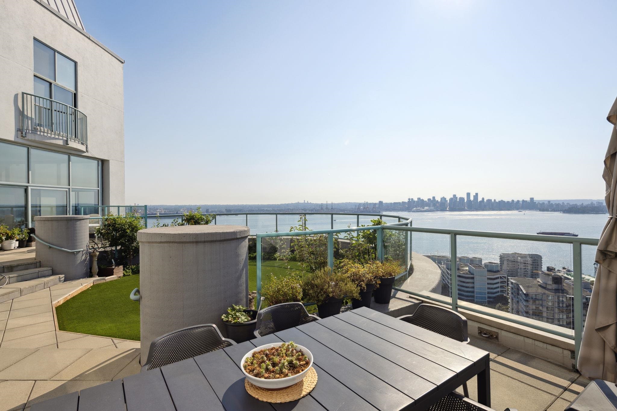 Listing image of 2901 120 W 2 STREET