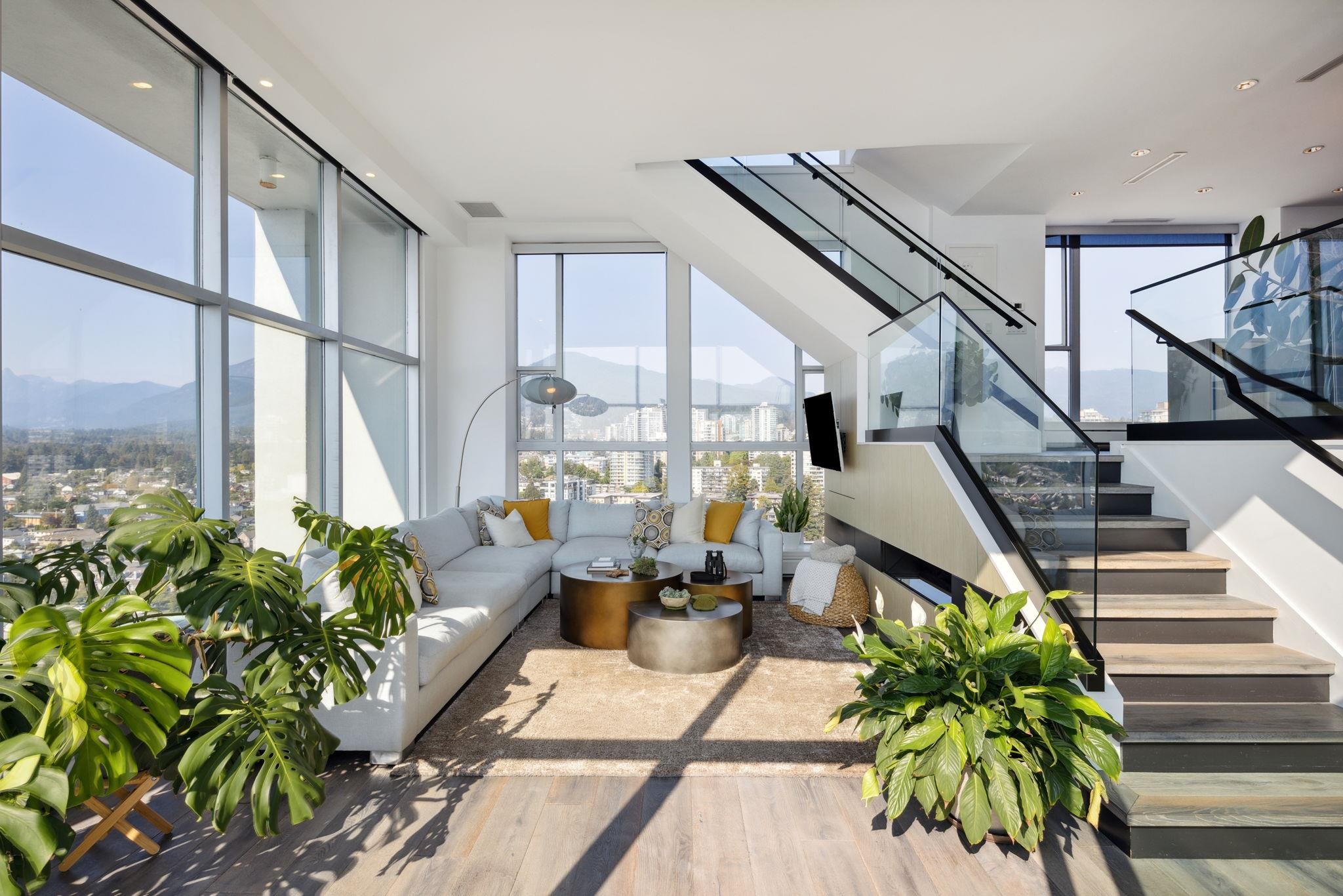 Listing image of 2901 120 W 2 STREET