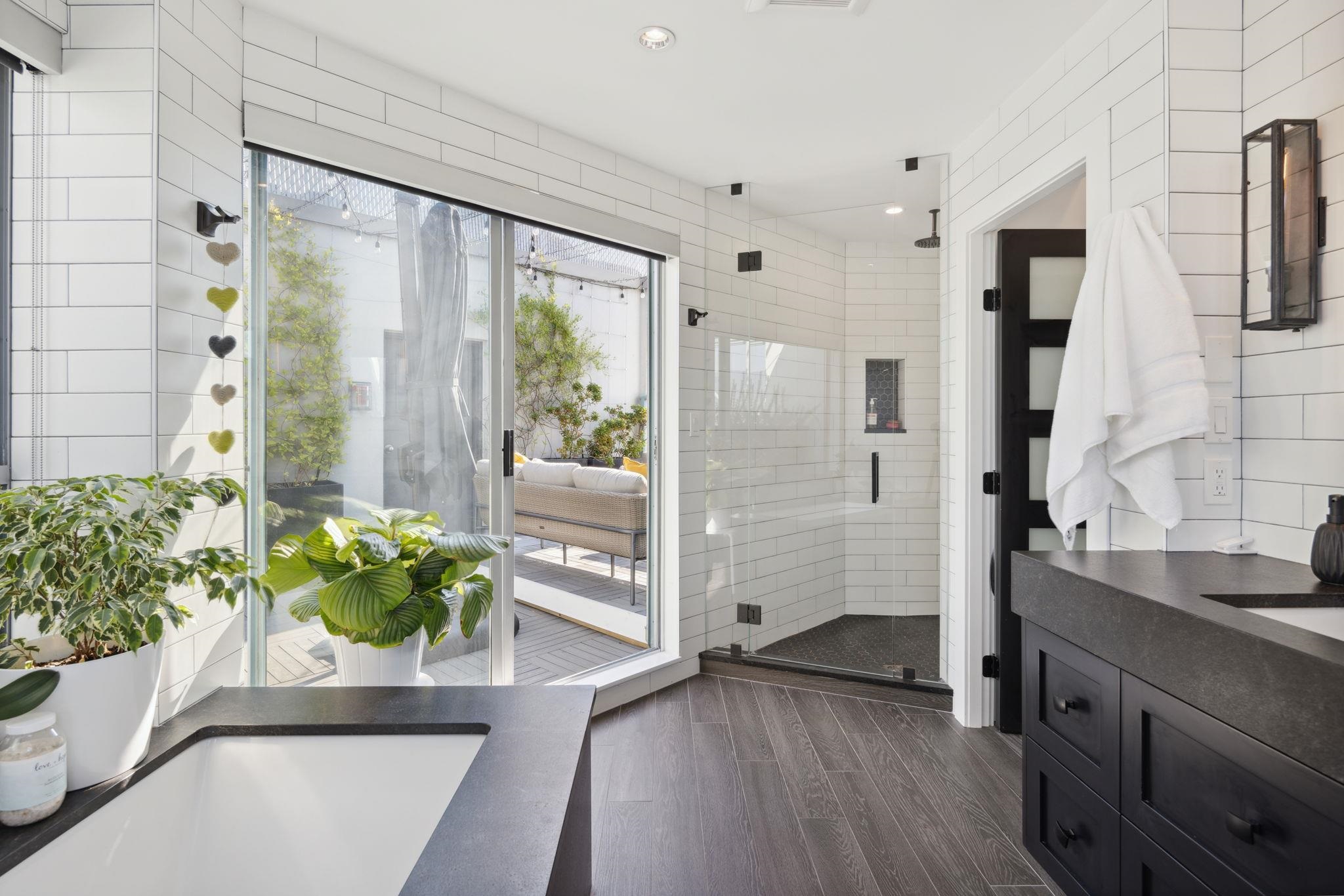 Listing image of 2901 120 W 2 STREET