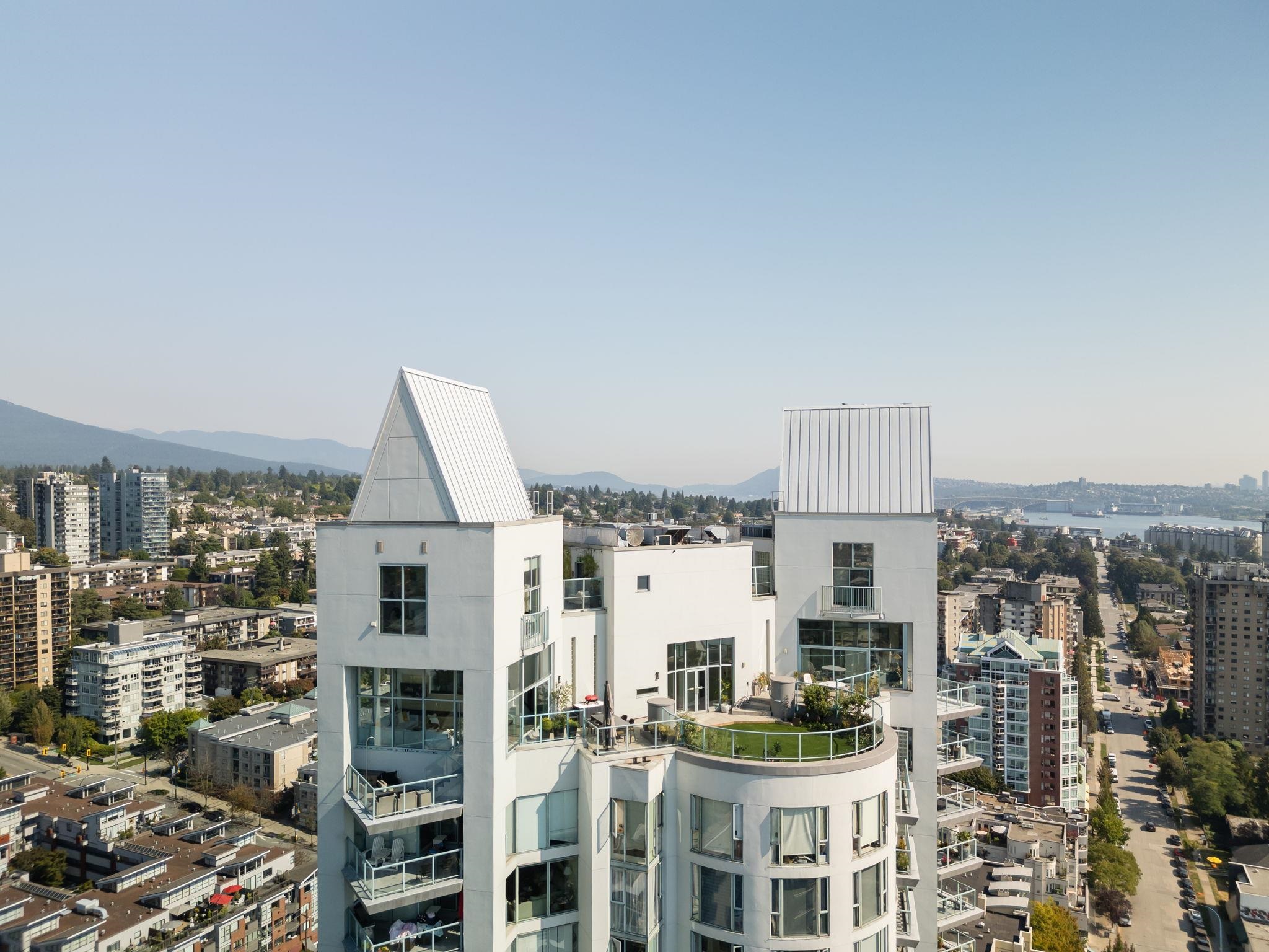 Listing image of 2901 120 W 2 STREET