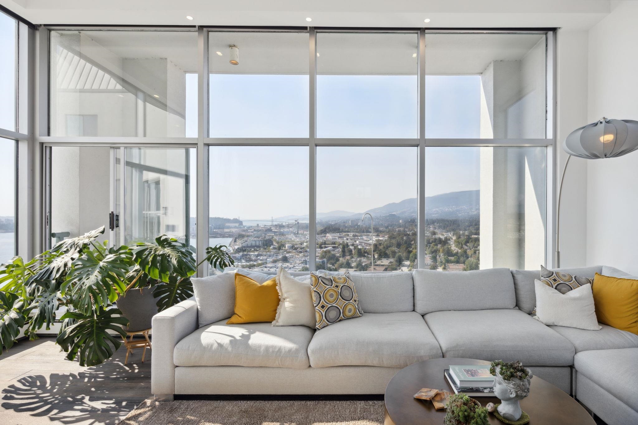 Listing image of 2901 120 W 2 STREET