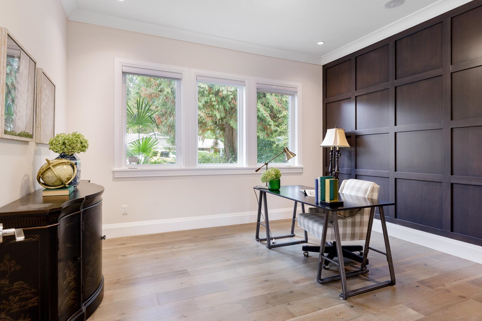 Listing image of 1393 GREENBRIAR WAY