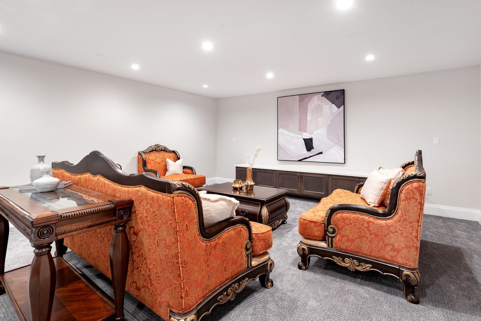 Listing image of 1393 GREENBRIAR WAY