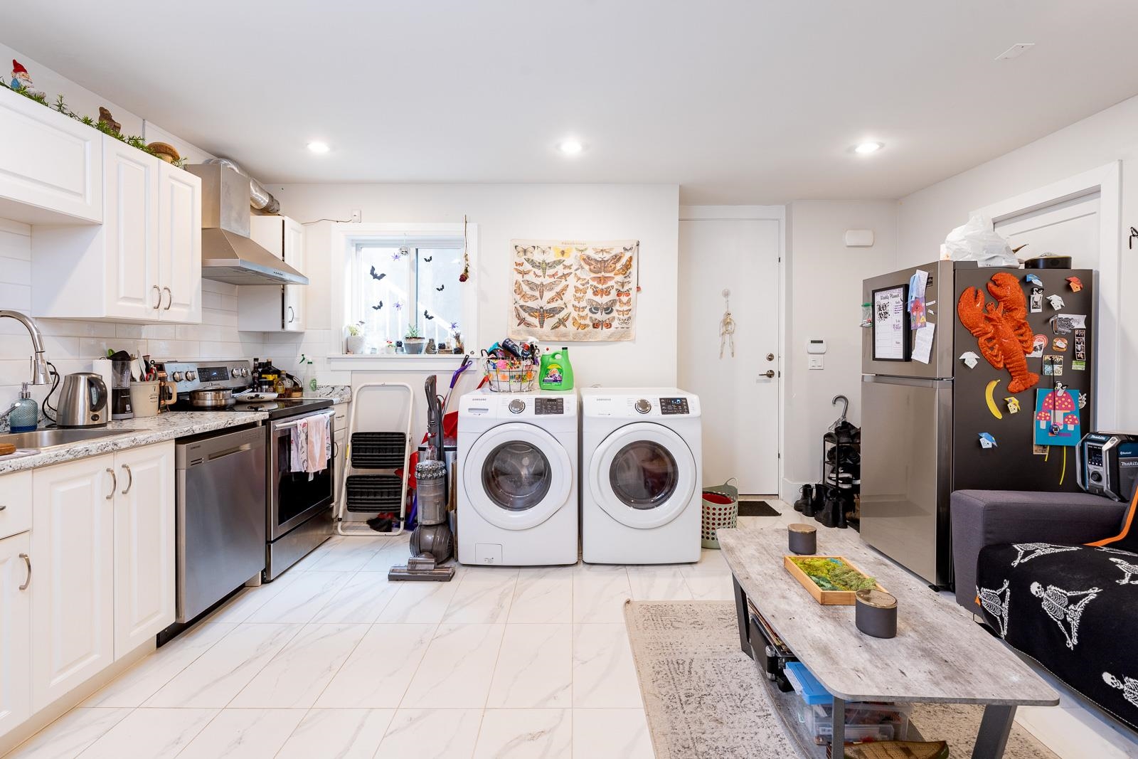Listing image of 1393 GREENBRIAR WAY