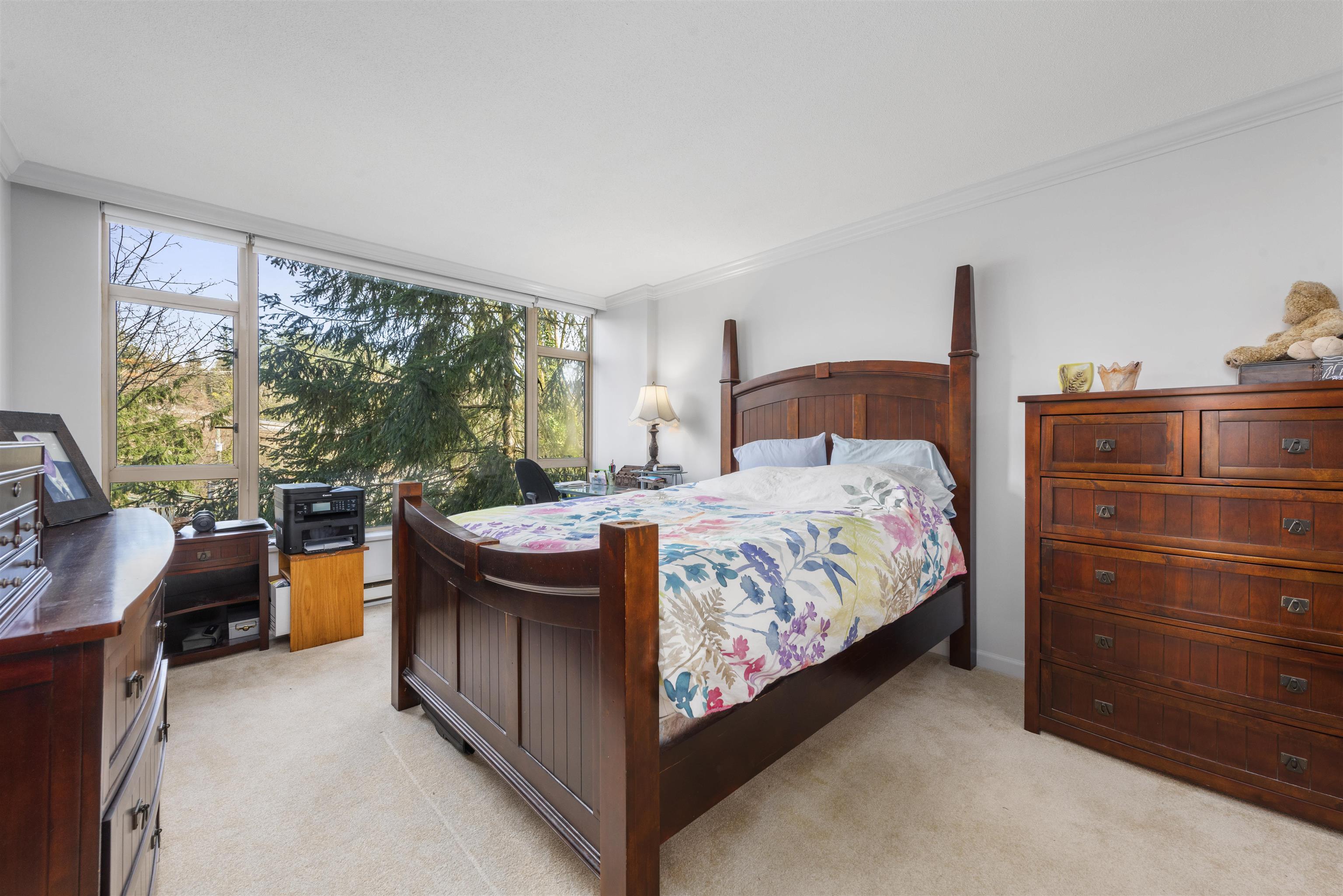 Listing image of 406 1327 E KEITH ROAD