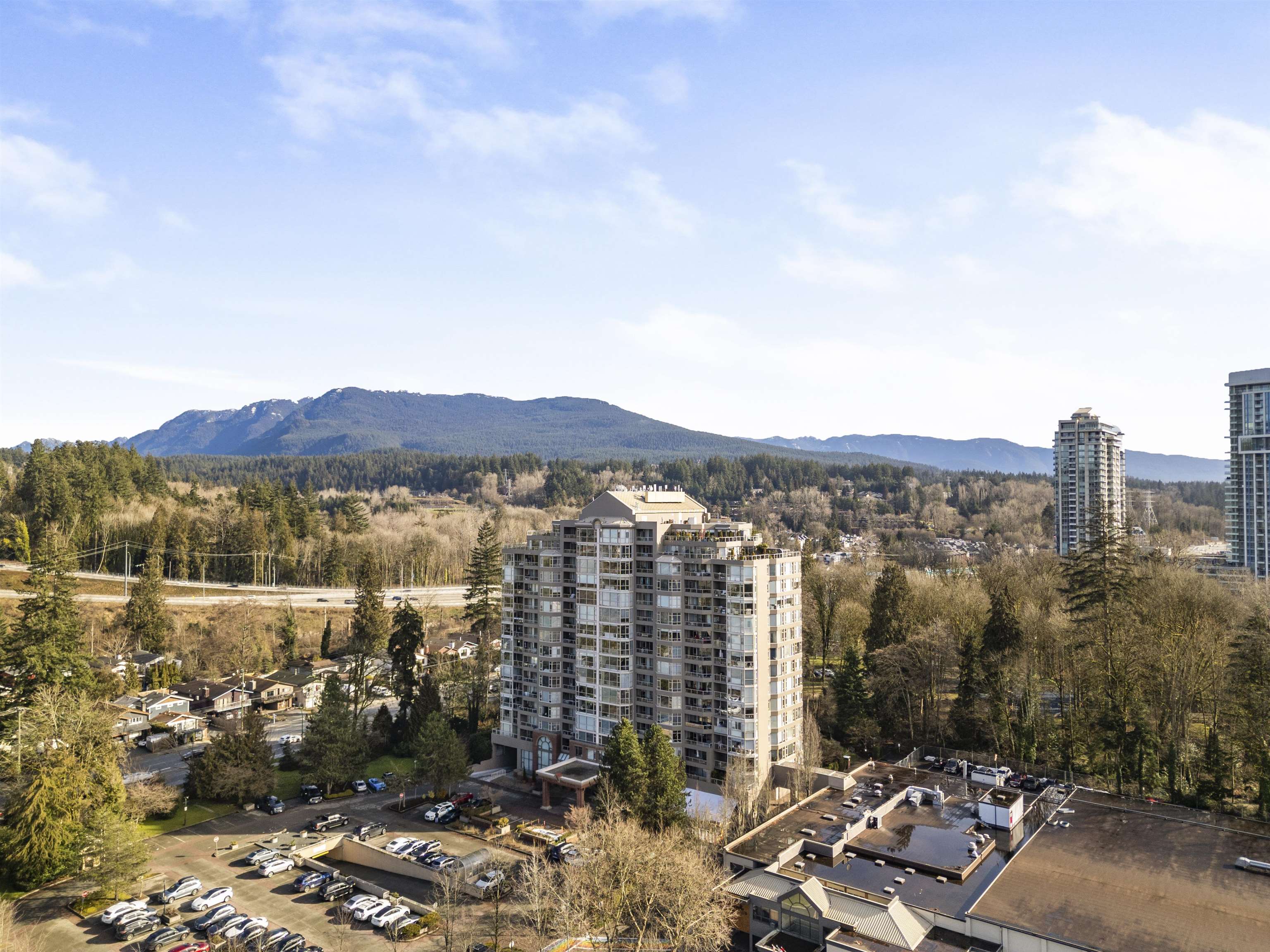 Listing image of 406 1327 E KEITH ROAD