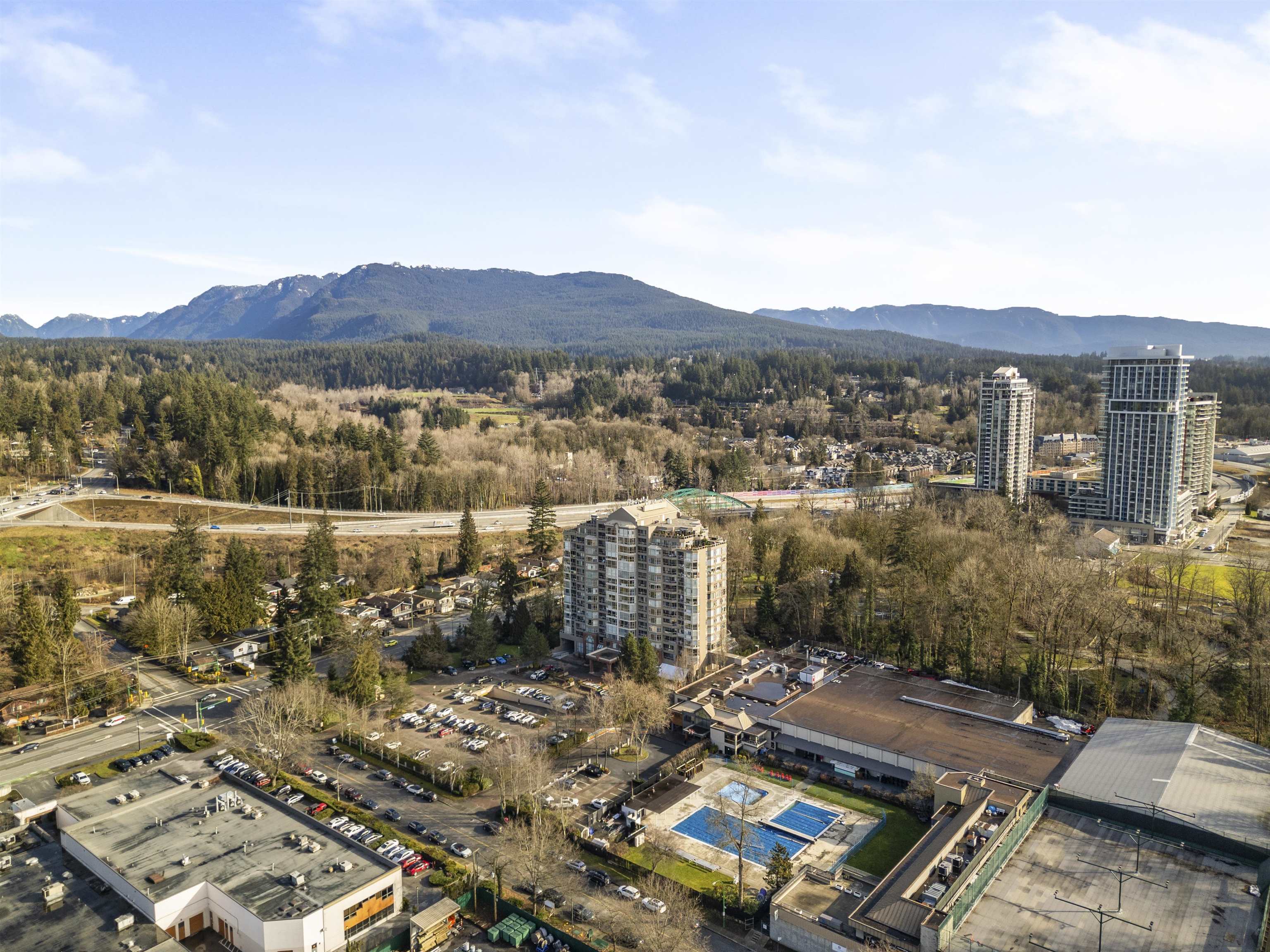 Listing image of 406 1327 E KEITH ROAD