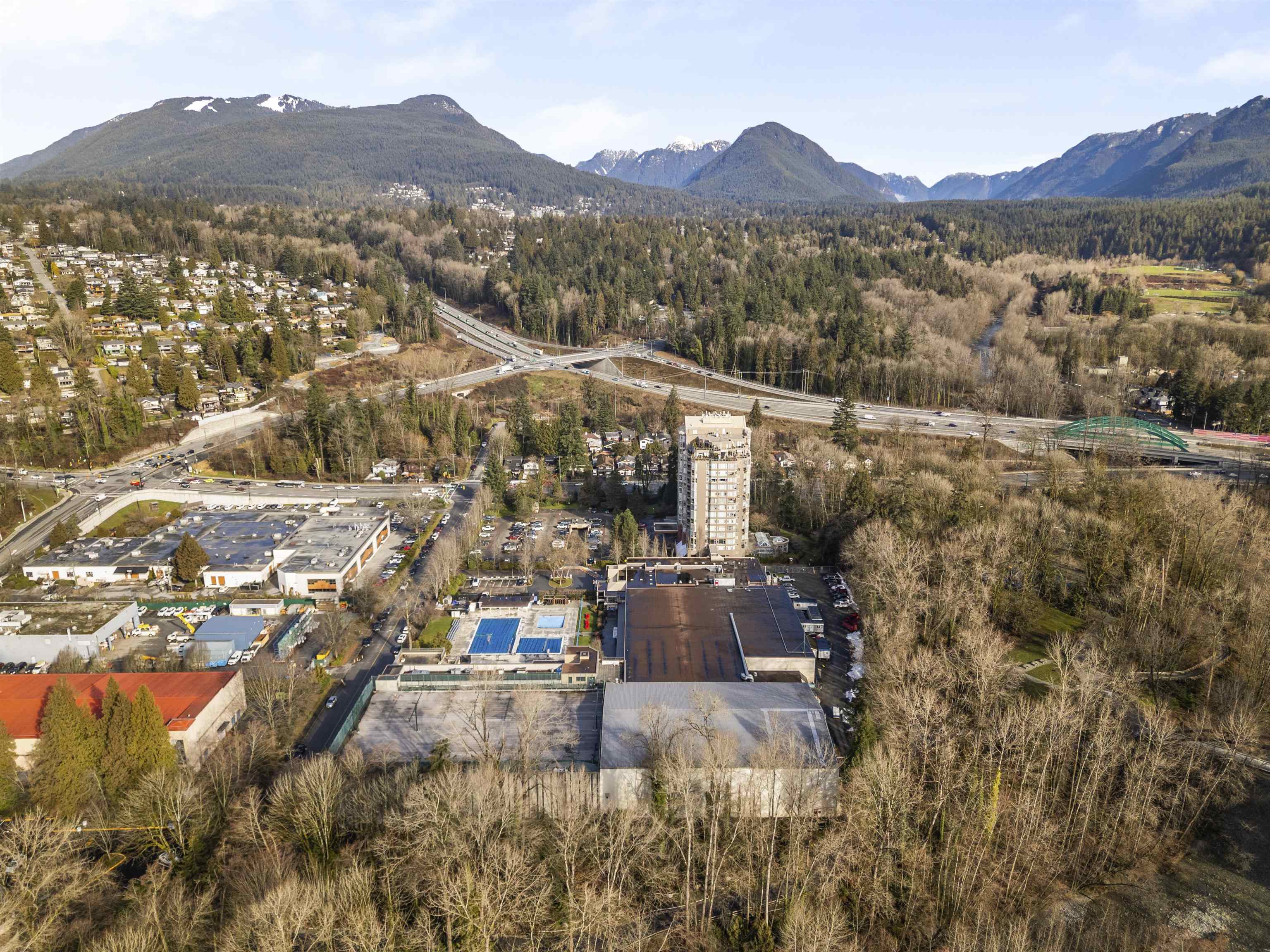 Listing image of 406 1327 E KEITH ROAD