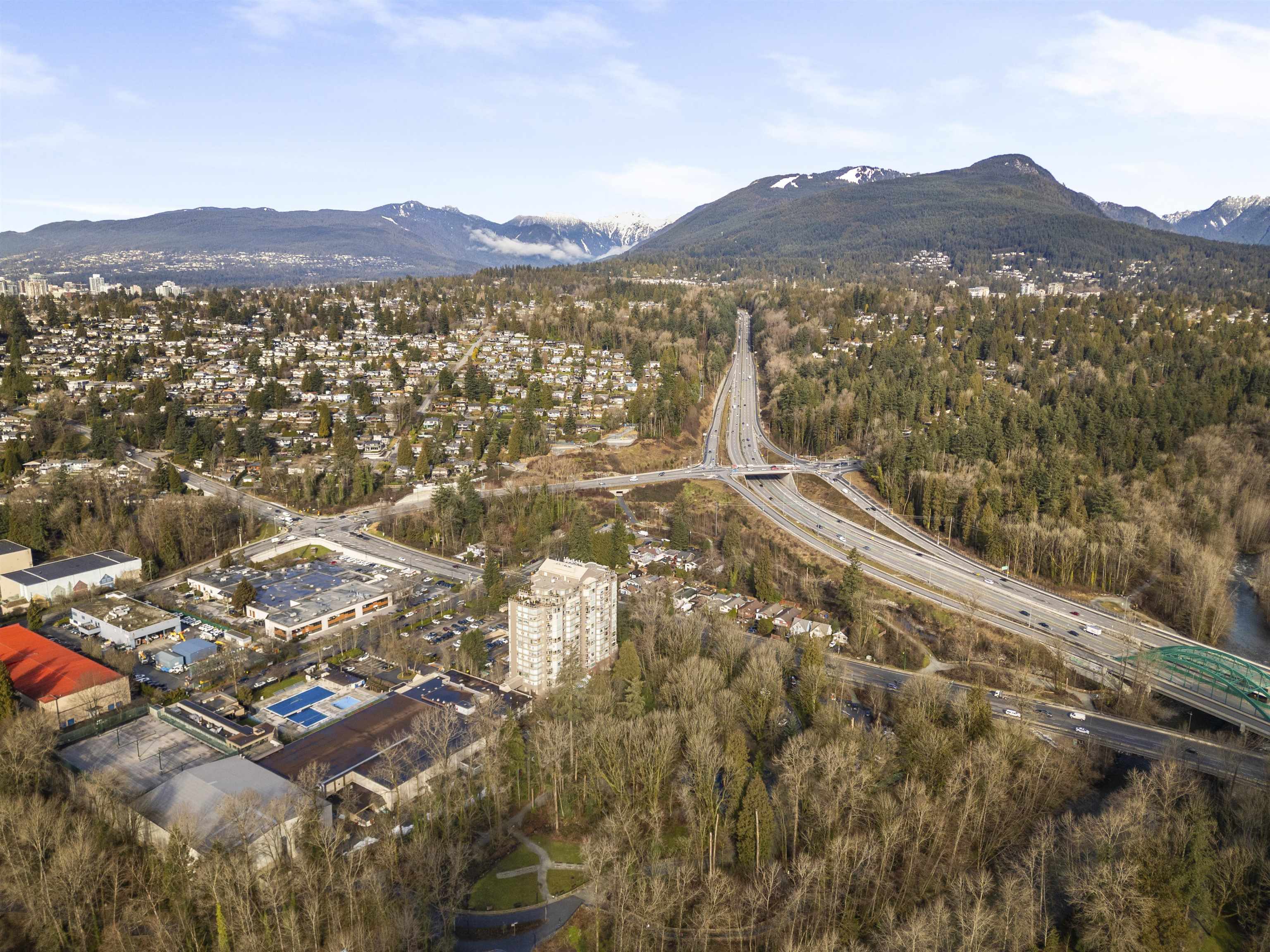 Listing image of 406 1327 E KEITH ROAD
