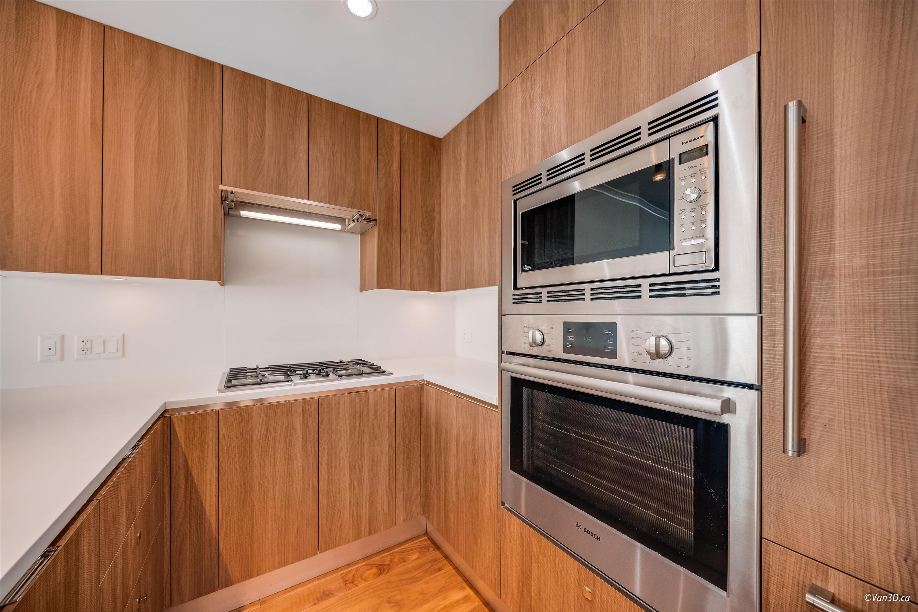 Listing image of 305 185 VICTORY SHIP WAY