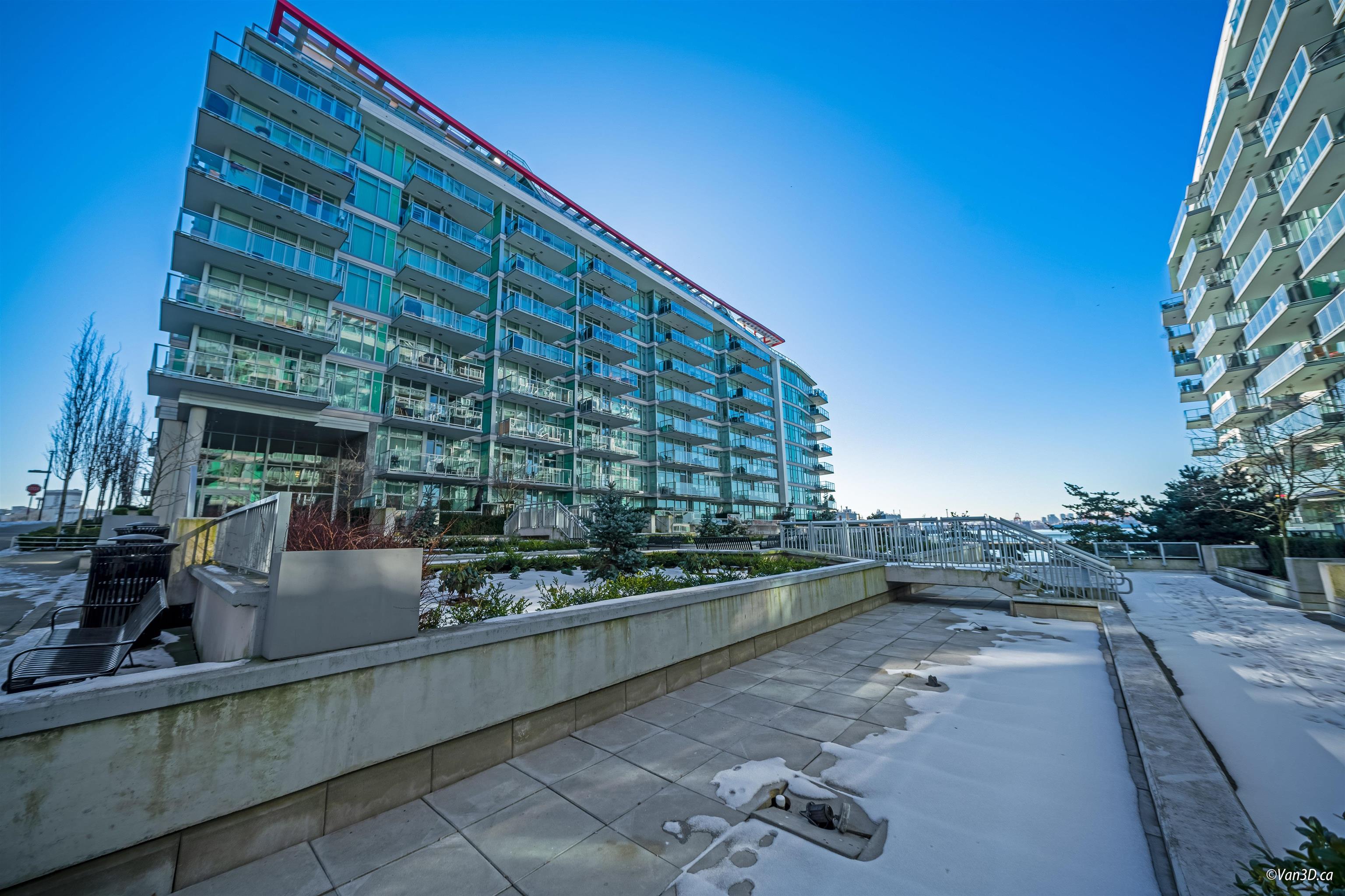 Listing image of 305 185 VICTORY SHIP WAY